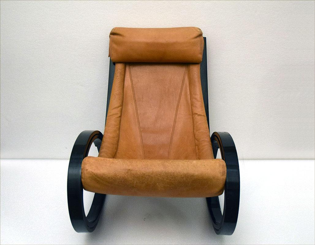 Sgarsul Rocking Chair Designed by Gae Aulenti for Poltronova In Good Condition For Sale In Parma, IT