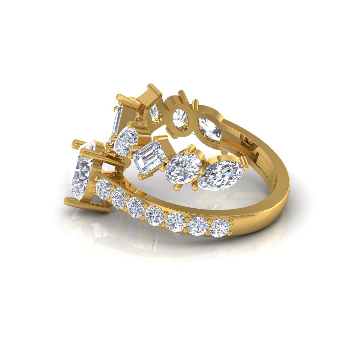 Dieser exquisite Ring ist aus 14-karätigem Gold gegossen und mit 2,40 Karat funkelnden Diamanten besetzt.

Der Ring hat die Größe 7 US und kann auf Anfrage größer oder kleiner gemacht werden. FOLLOW SPECTRUM JEWELS Storefront, um die neueste