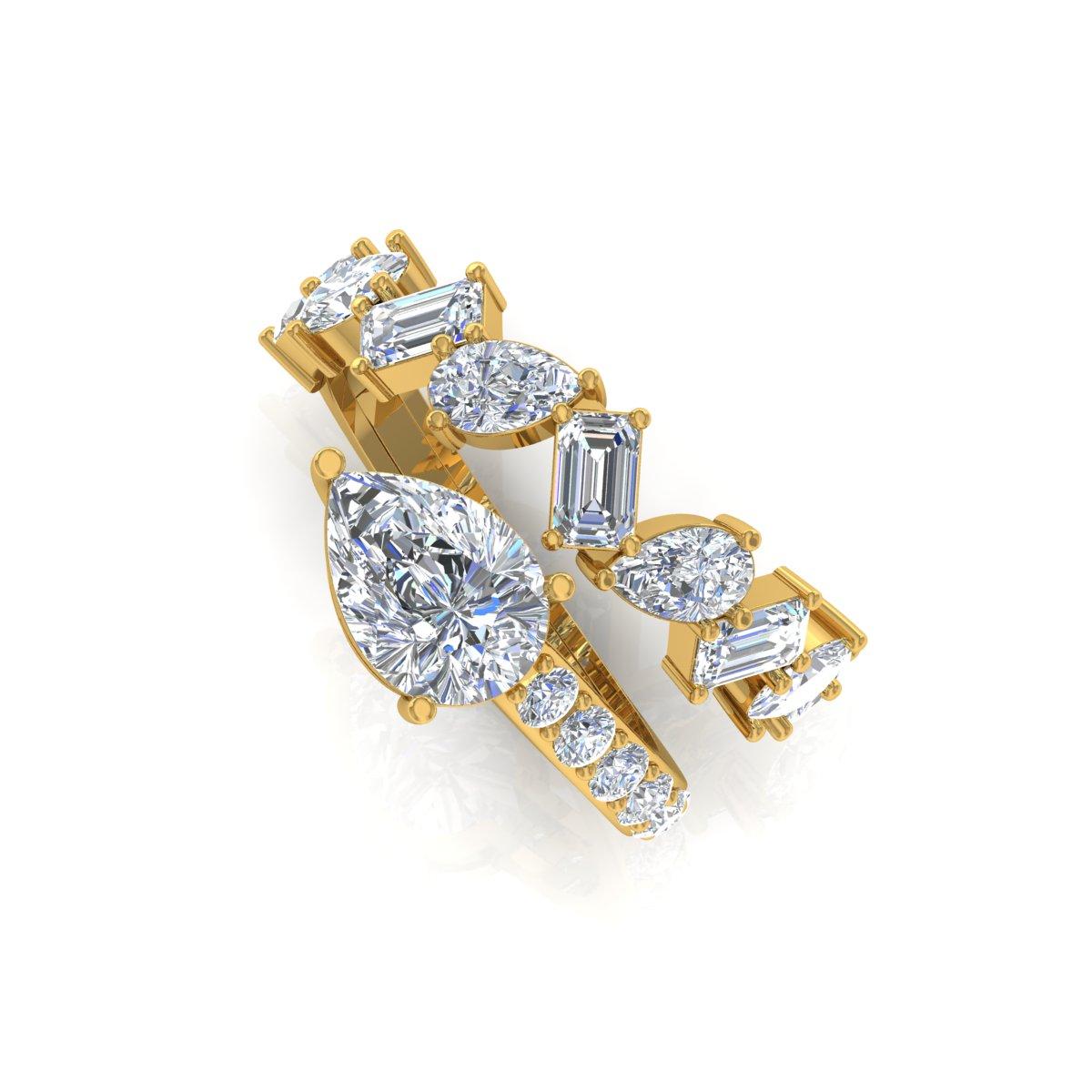 Modern SGL Certified 2.40 Carat SI Clarity HI Color Diamond Yellow Gold Wrap Ring For Sale