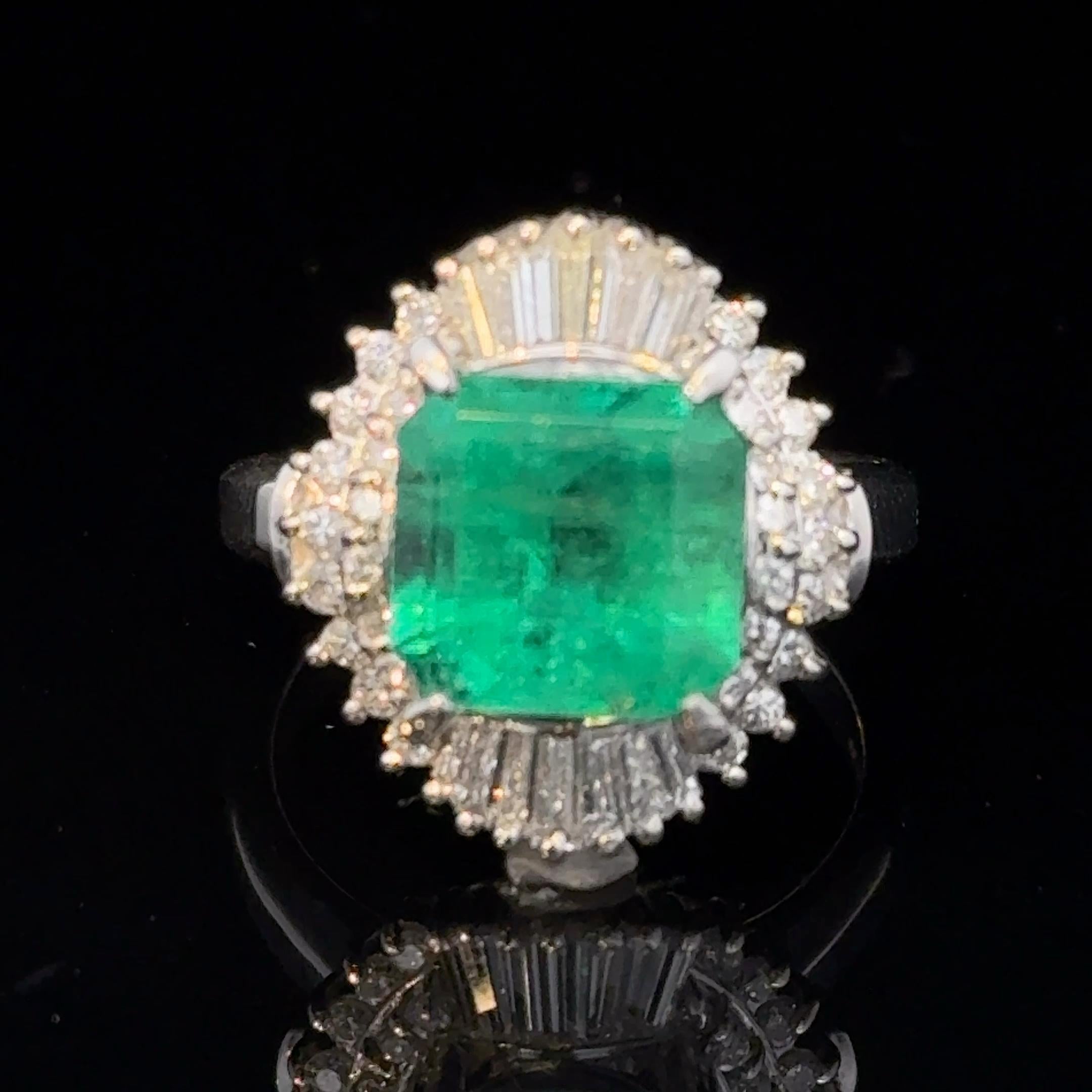 SGL Certified 3.32 Carat Emerald Diamond Platinum Ring For Sale 1