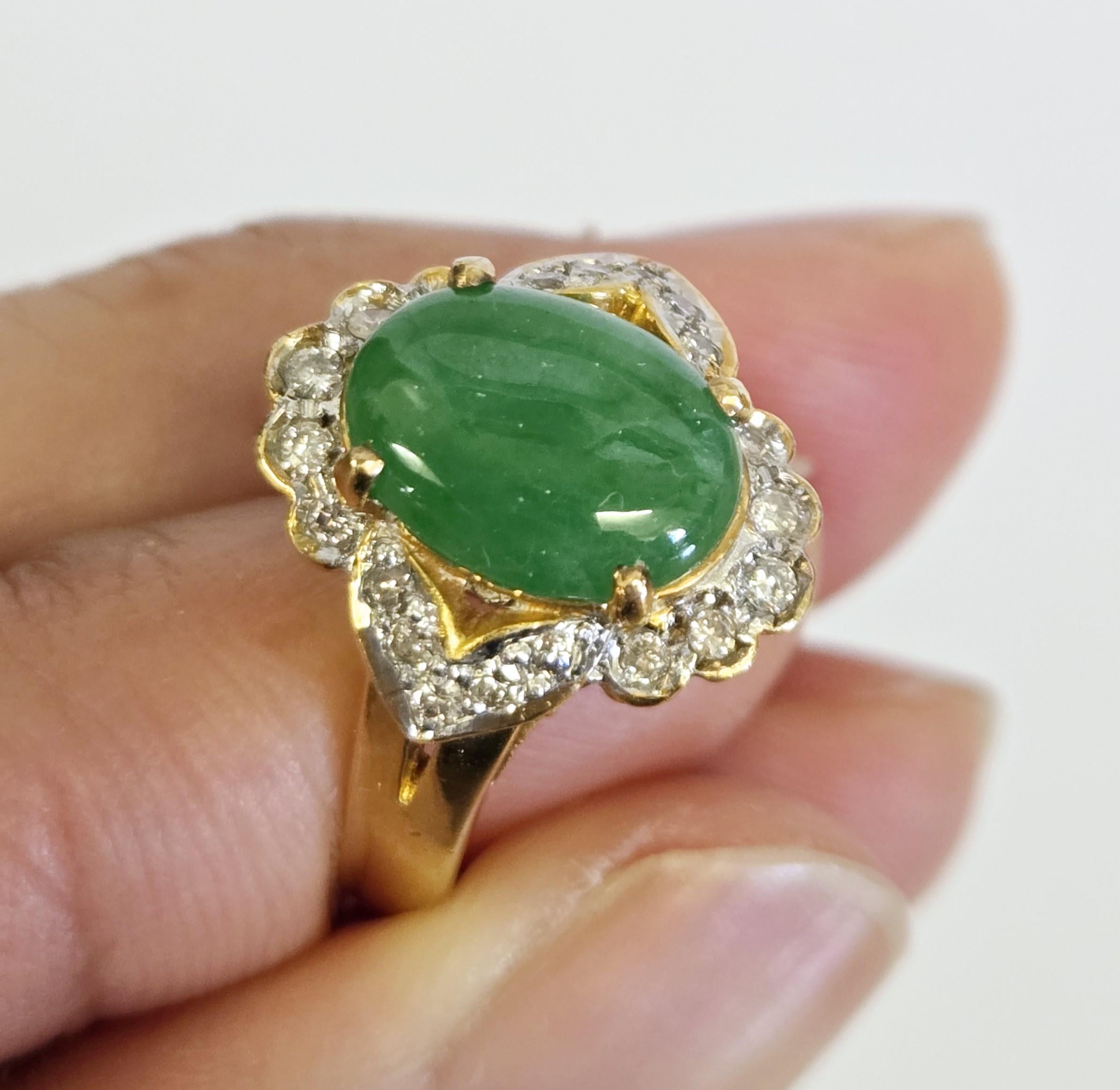 Women's or Men's SGL Certified Natural Jadeite Jade And Diamond Yellow Gold Ring For Sale