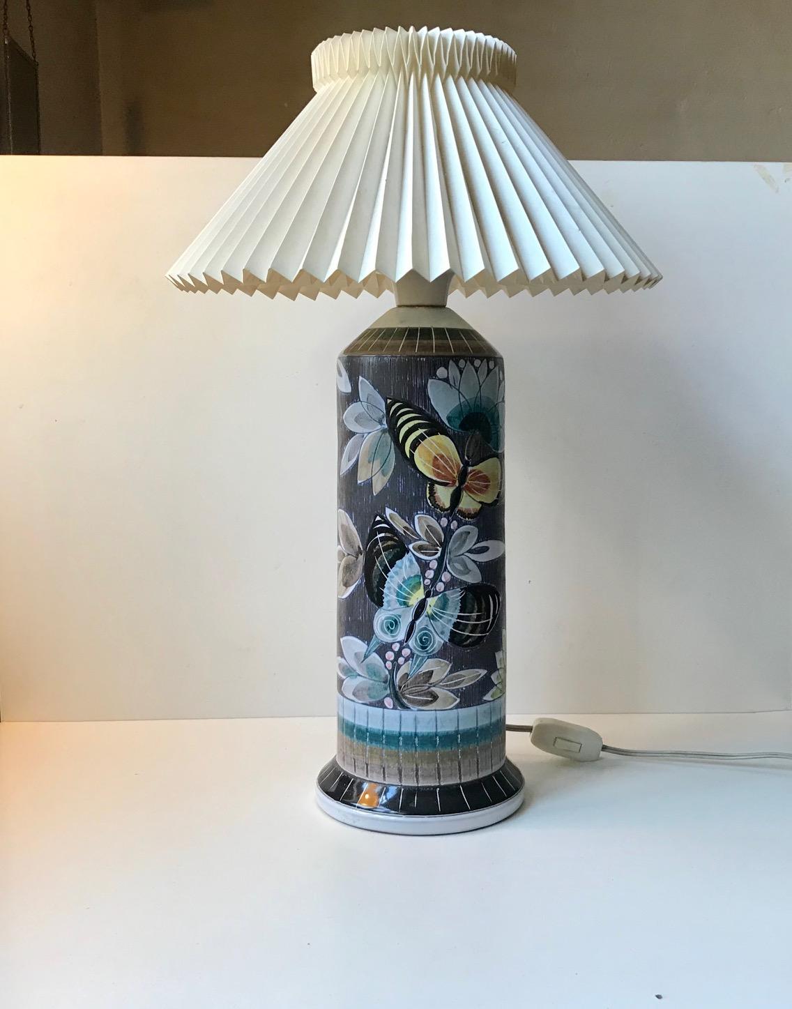 Sgraffito Table Lamp with Butterflies by Marian Zawadsky for Alms Keramik, 1960s In Good Condition In Esbjerg, DK