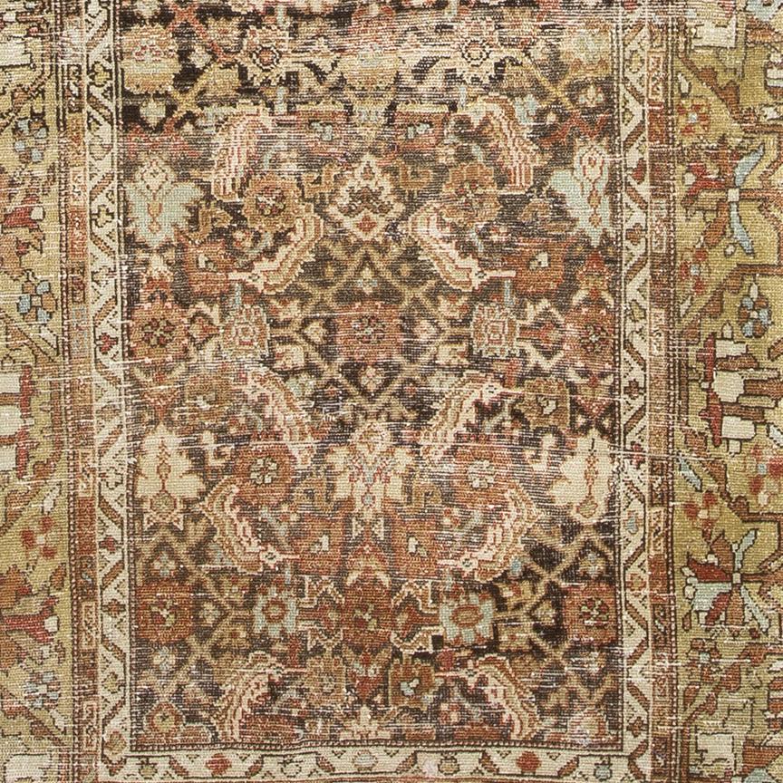 Shabby Chic Antico runner persiano Malayer C 1920's Overall Mahi Pattern In condizioni buone in vendita a Los Angeles, CA