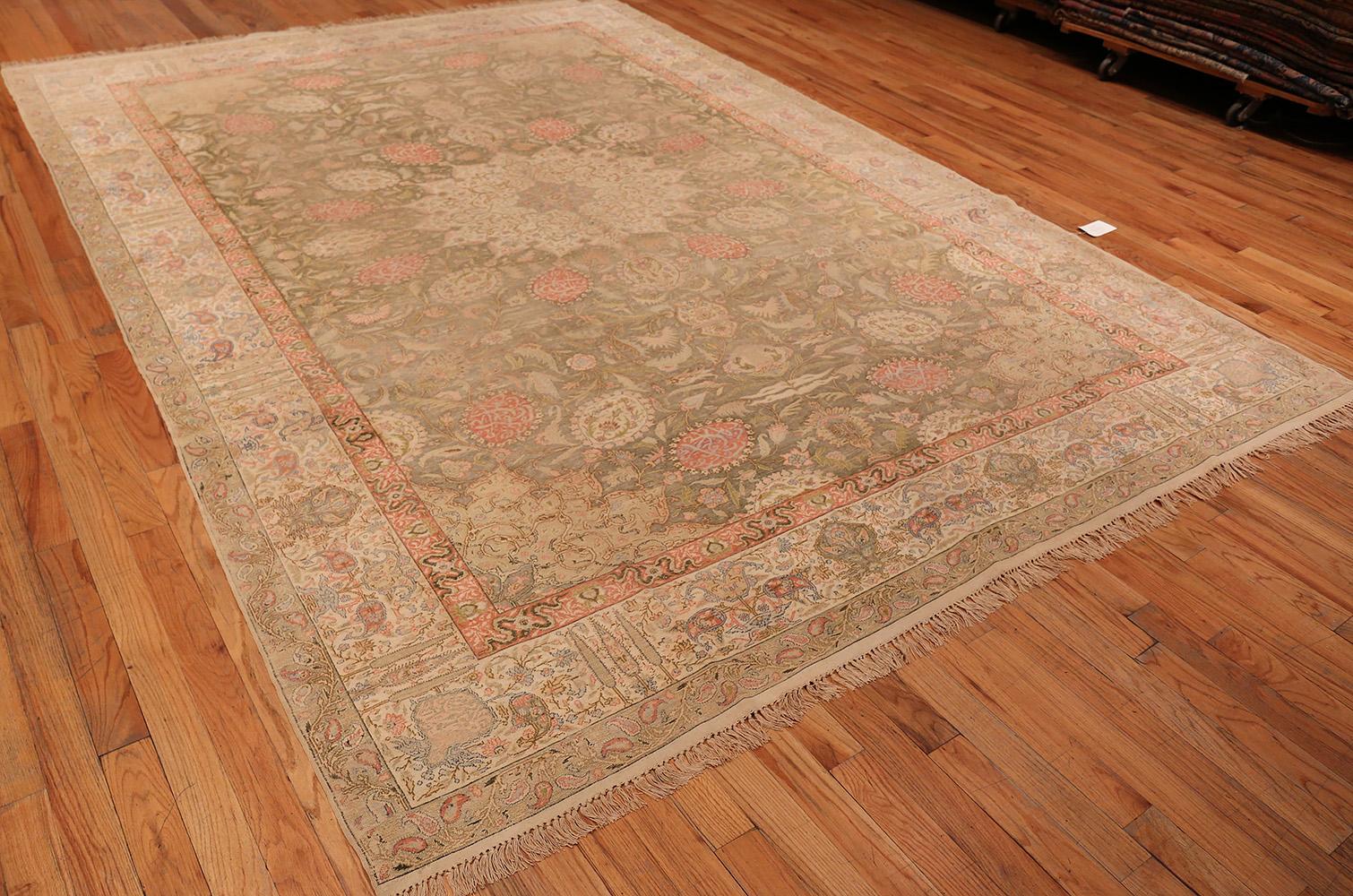 Beautiful and Decorative Antique Silk Turkish Kayseri Shabby Chic Rug, Country Of Origin / Rug Type: Turkish Rugs, Circa Date: 1900. Size: 9 ft x 12 ft 6 in (2.74 m x 3.81 m).