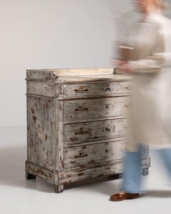 19th Century Antique Shabby Chic Chest of Drawers in Distressed Wood