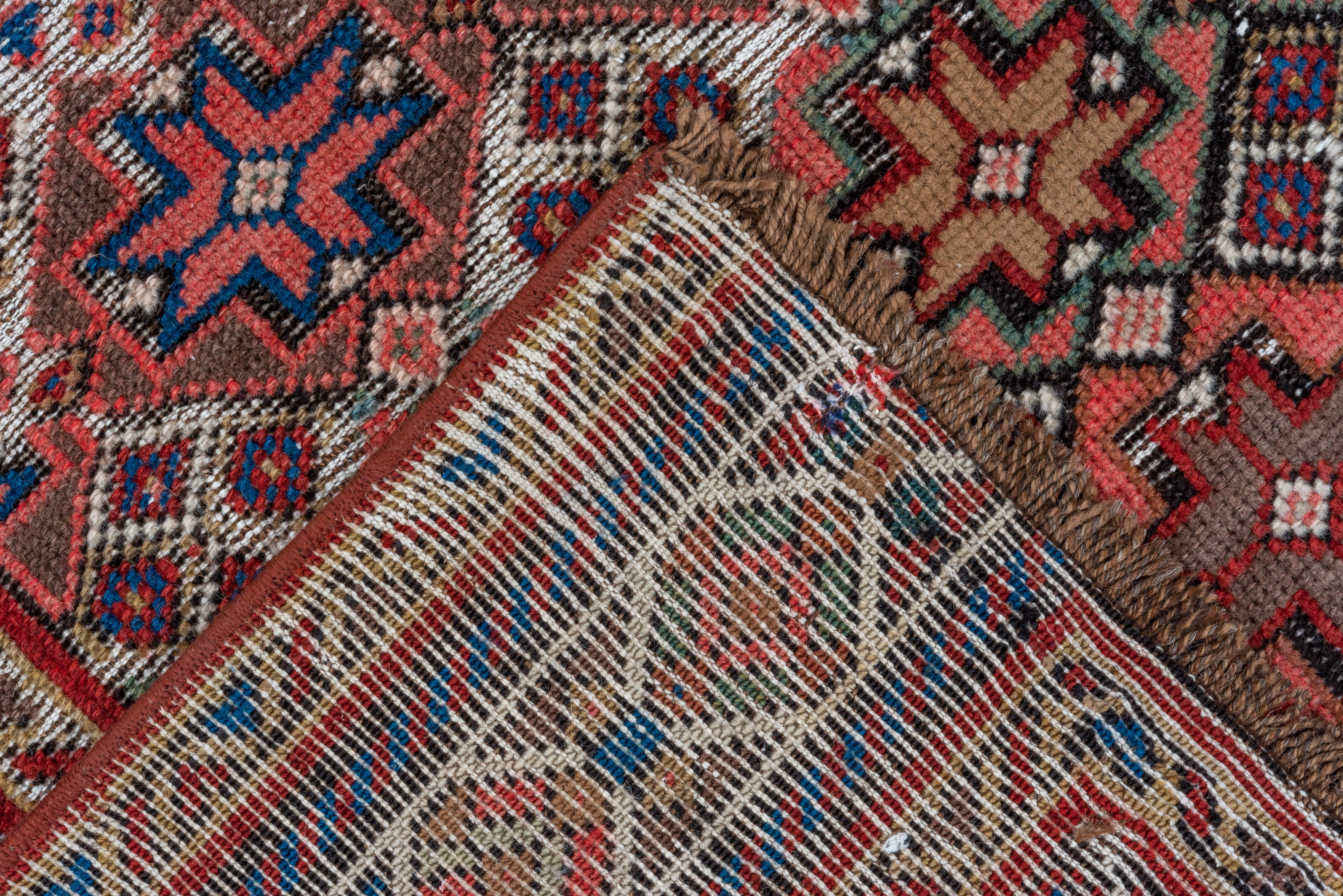 Shabby Chic Malayer Rug In Excellent Condition For Sale In New York, NY