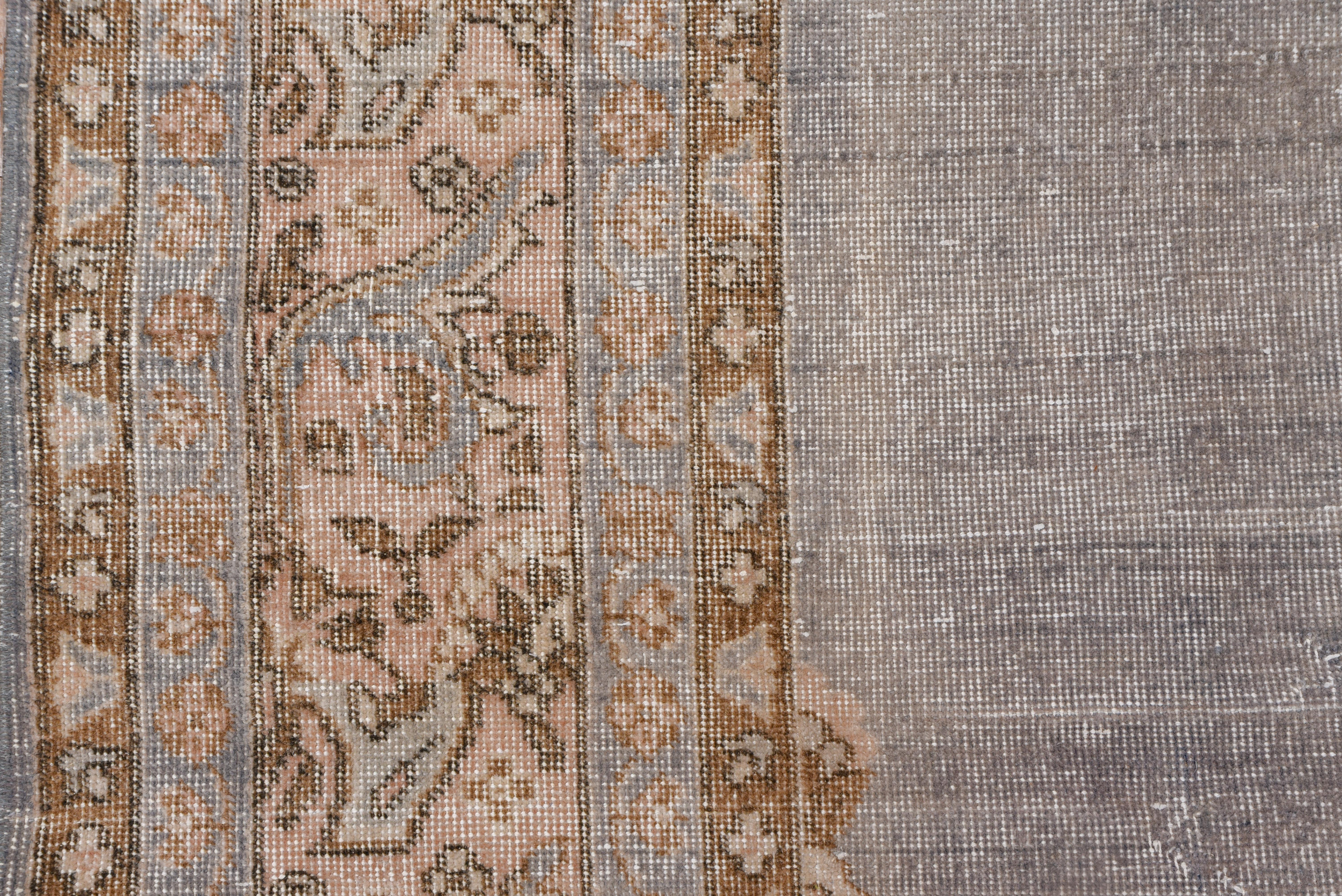 Milieu du XXe siècle Tapis Shabby Chic Oushak, émail bleu clair et gris, médaillon central circulaire en vente