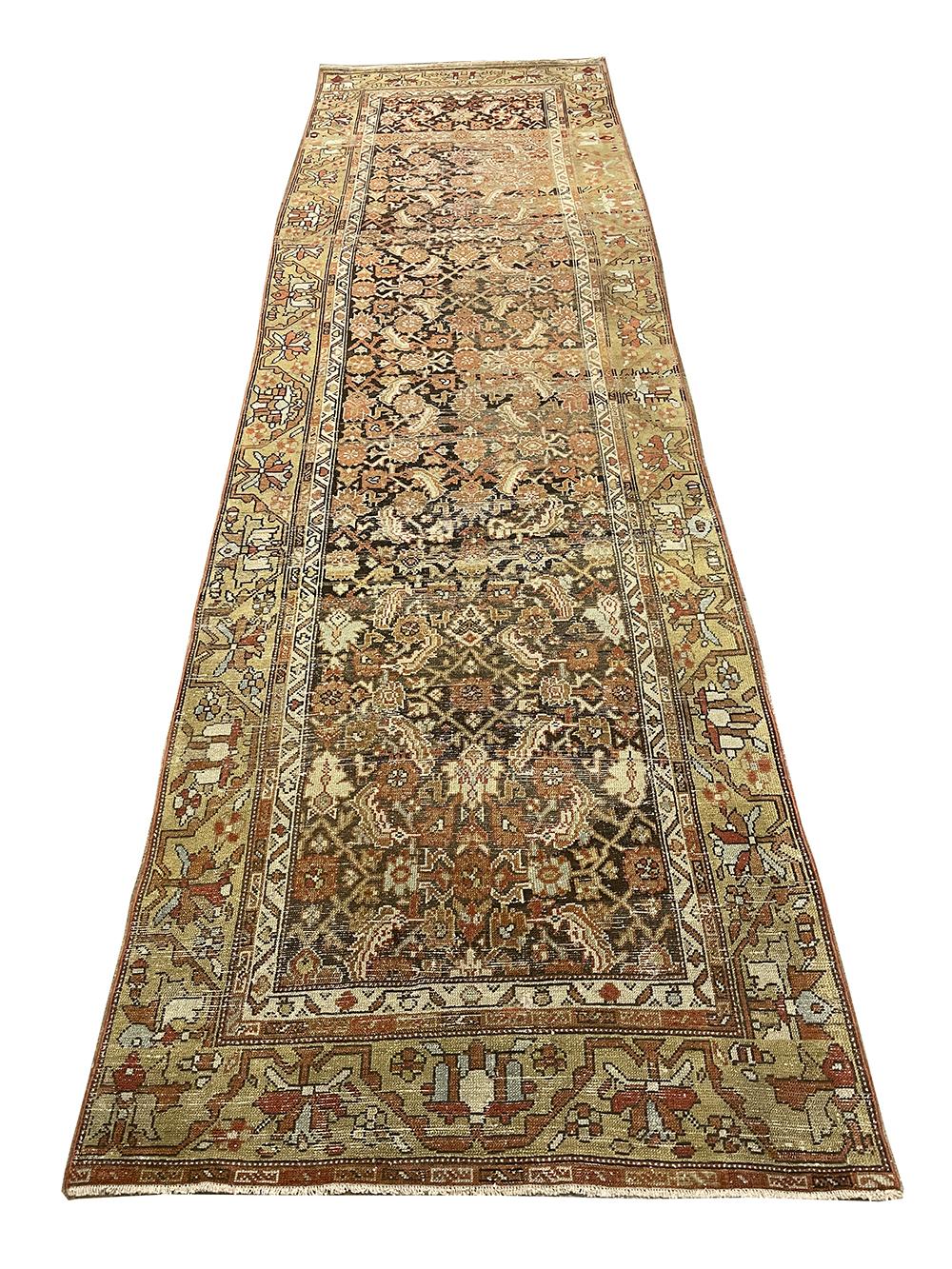 Tappeto Runner Shabby Chic Persiano Antico Malayer in vendita 1