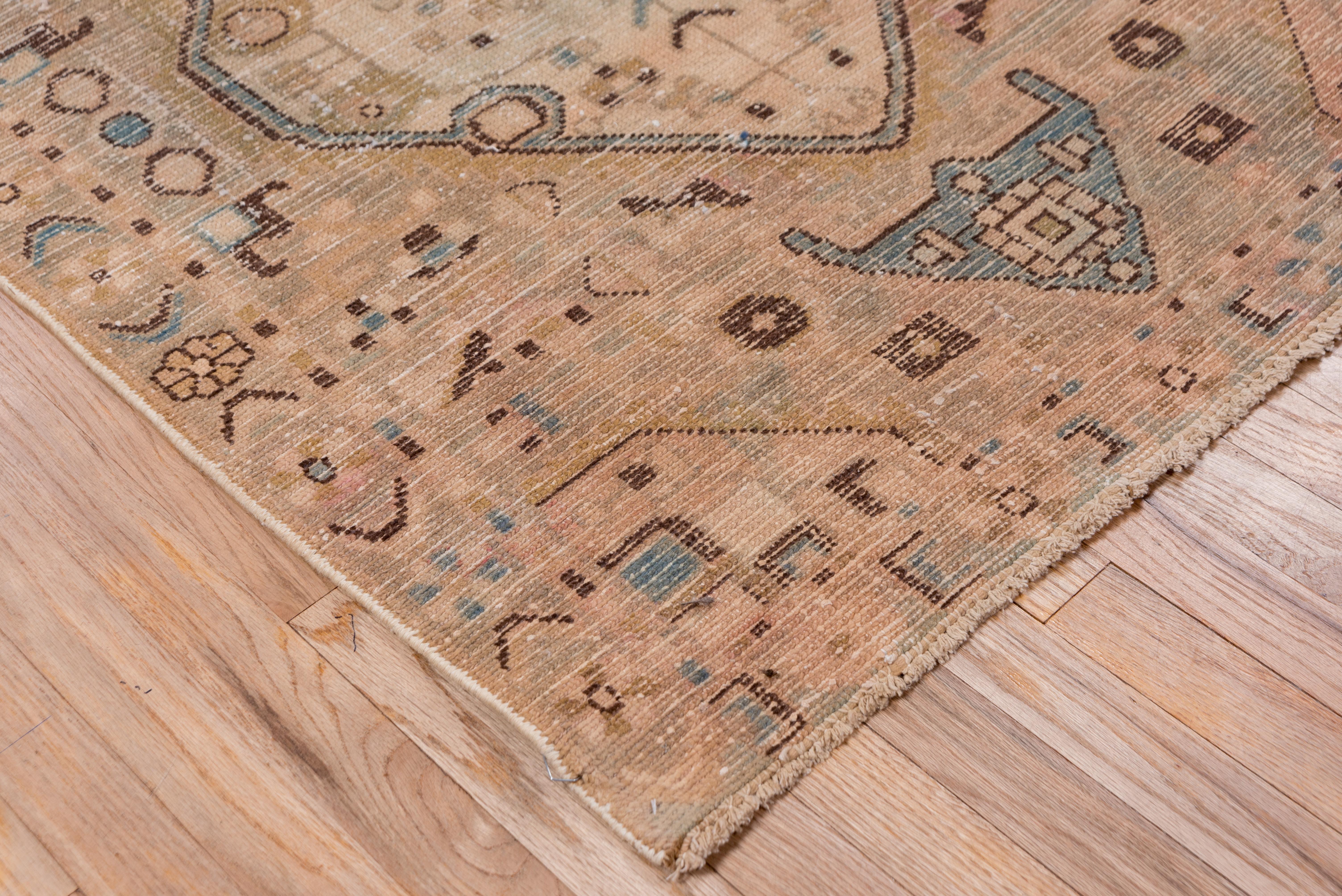 Mid-20th Century Shabby Chic Persian Hamadan Scatter Rug, Neutral Palette & Blue Accents For Sale