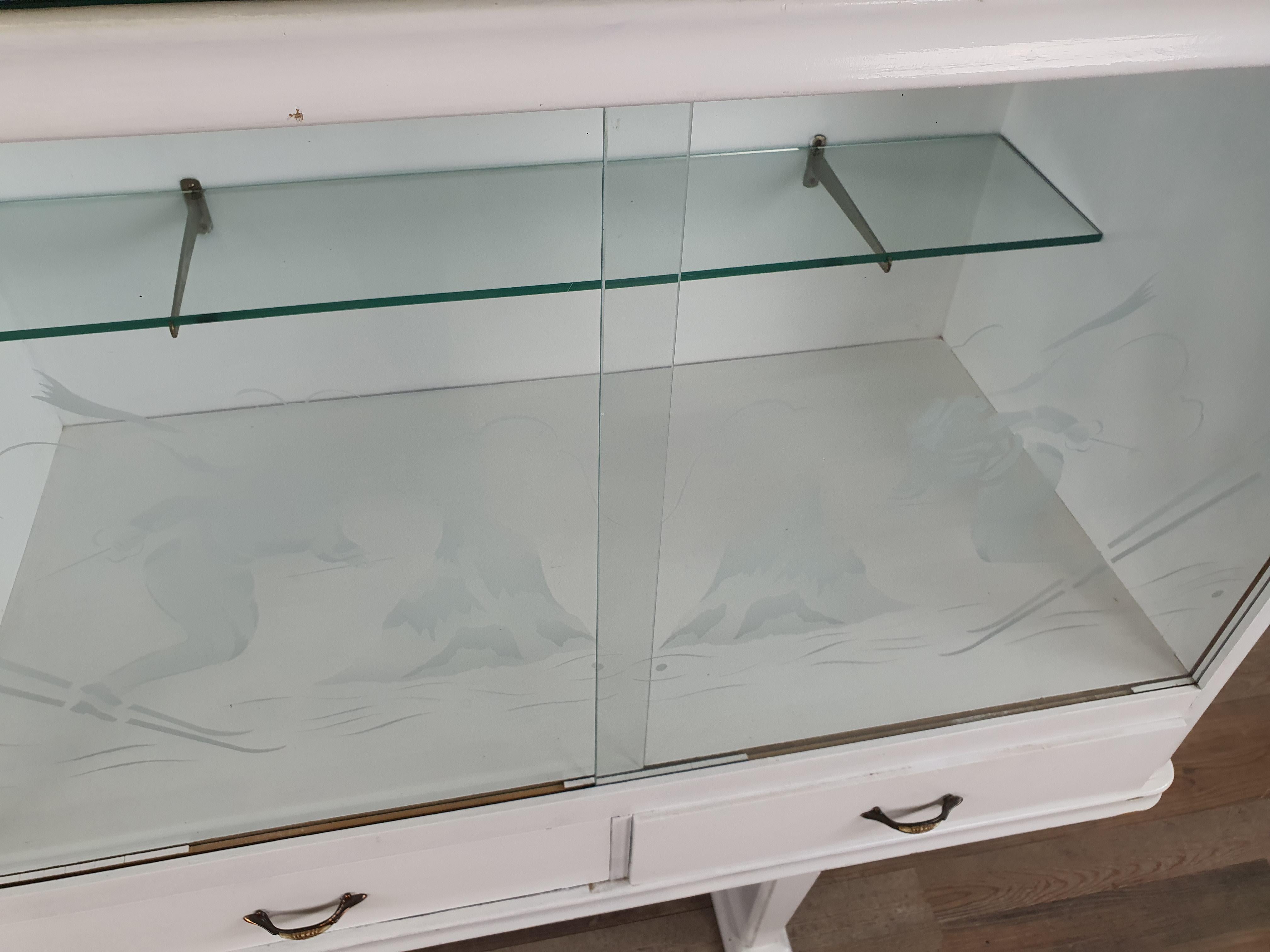 Shabby Chic Sideboard from the 1920s with Mirrored Top For Sale 8
