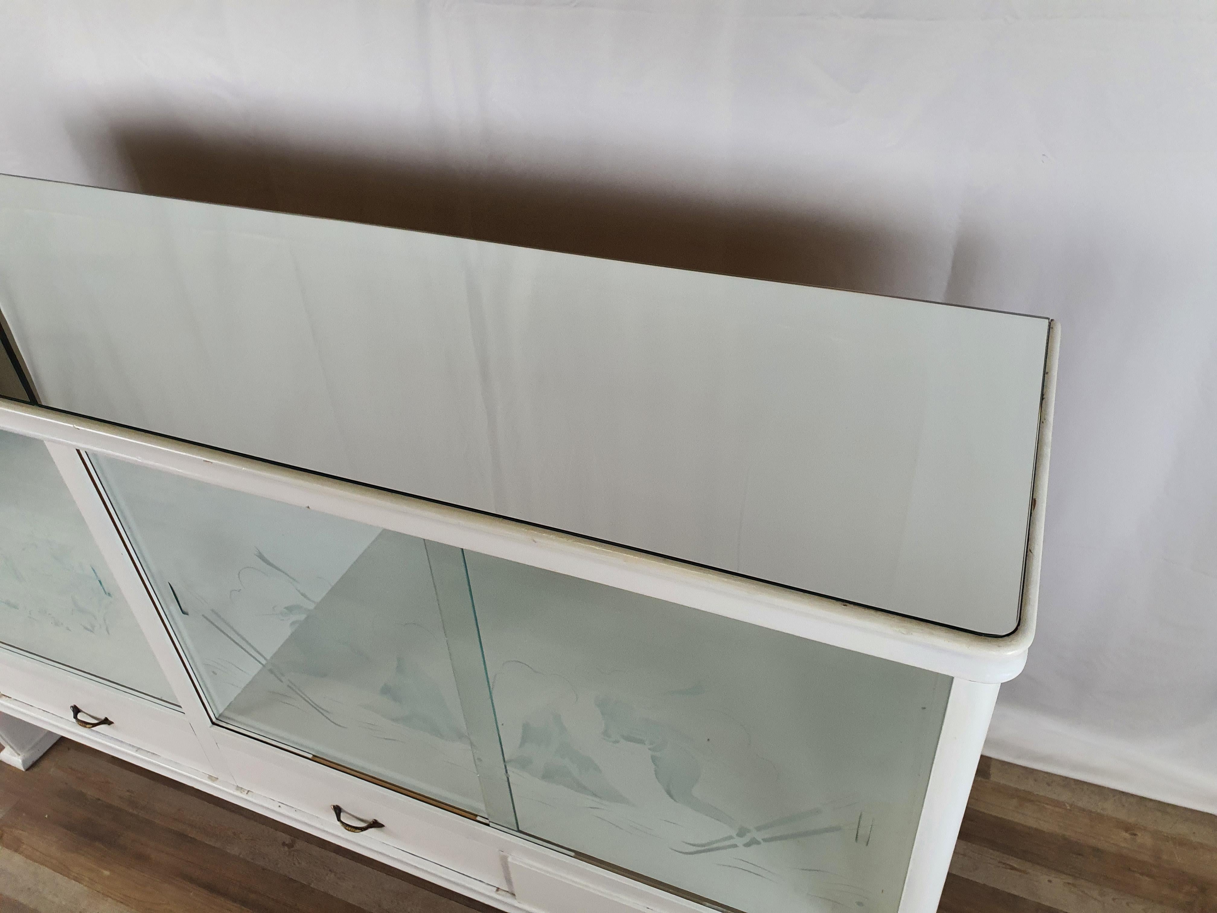 Italian Shabby Chic Sideboard from the 1920s with Mirrored Top For Sale