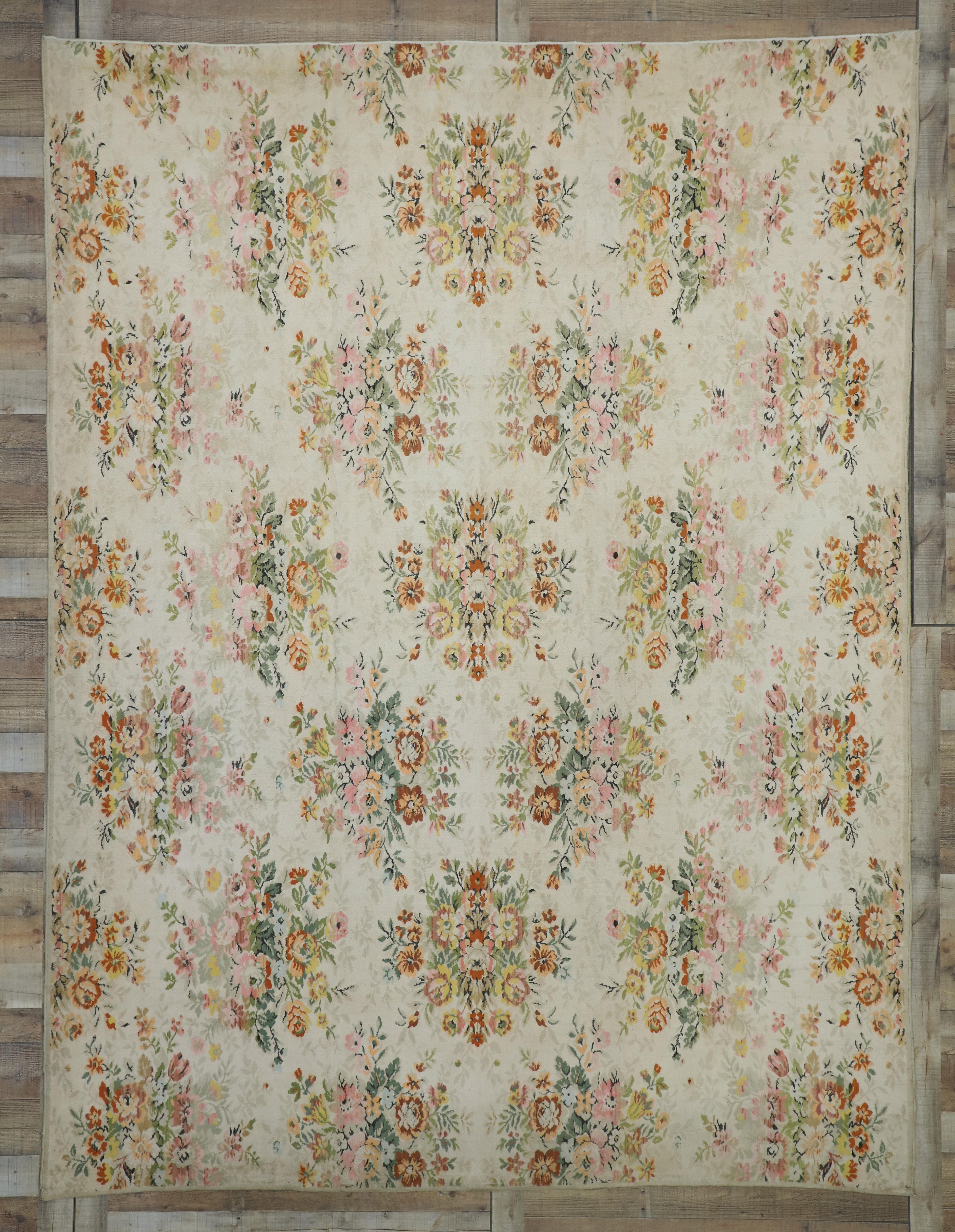 Shabby Chic Vintage European Rose Bouquet Barkcloth Era Rug with Chintz Style In Good Condition In Dallas, TX