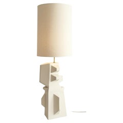 Pantalla Uno de Kalou Dubus, Lámpara de pie y sobremesa de gres chamota lijado