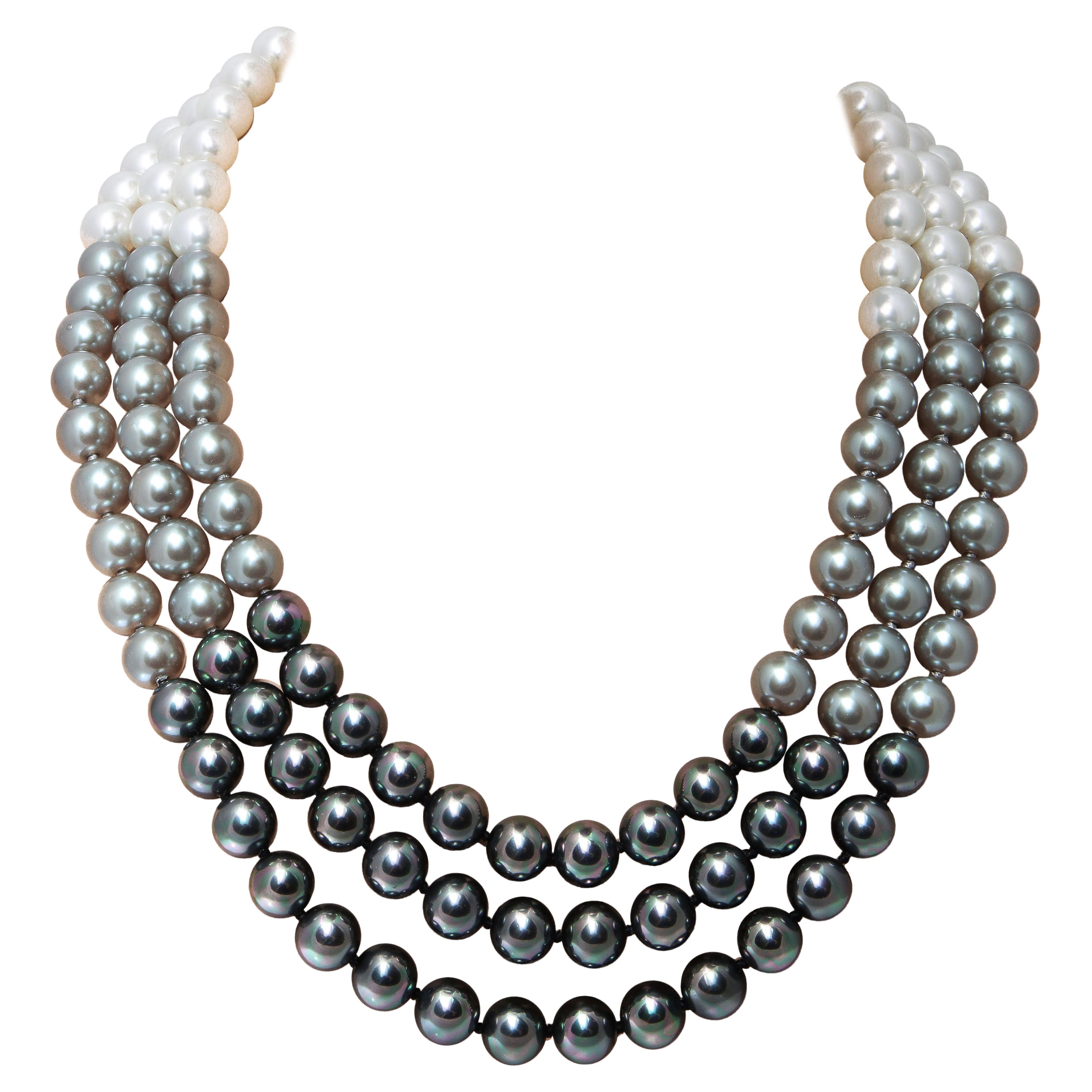  Shaded South Sea Manmade Pearls  Separable Three Necklaces Mikimoto Style For Sale