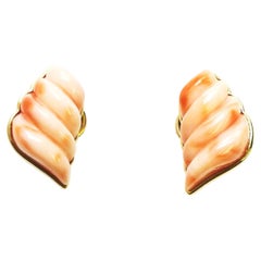 Orecchini di corallo rosa sfumato