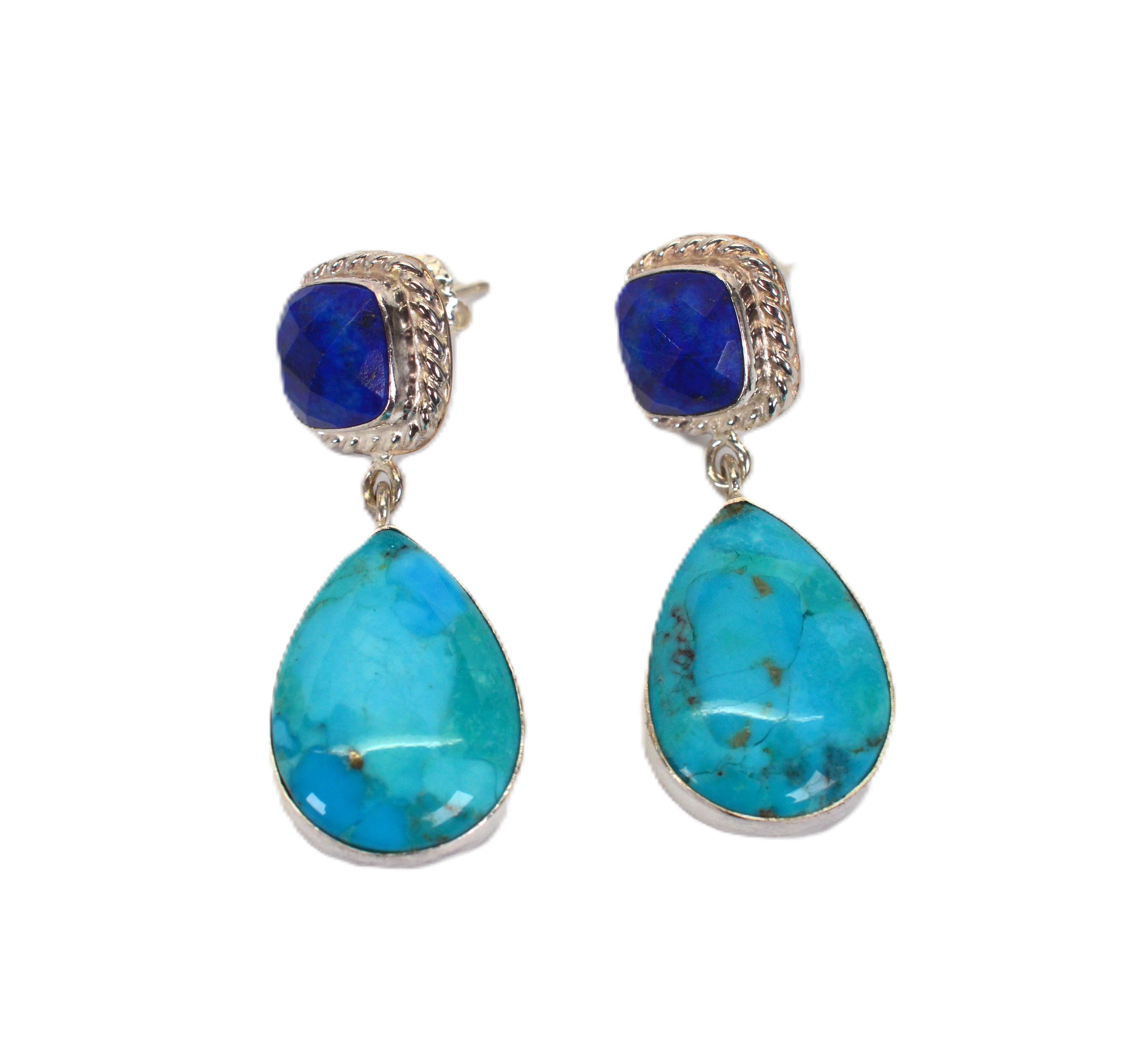 Shades of Blue Sterling Silver Link Bracelet w Three Earring Pair Suite Bon état - En vente à Mount Kisco, NY