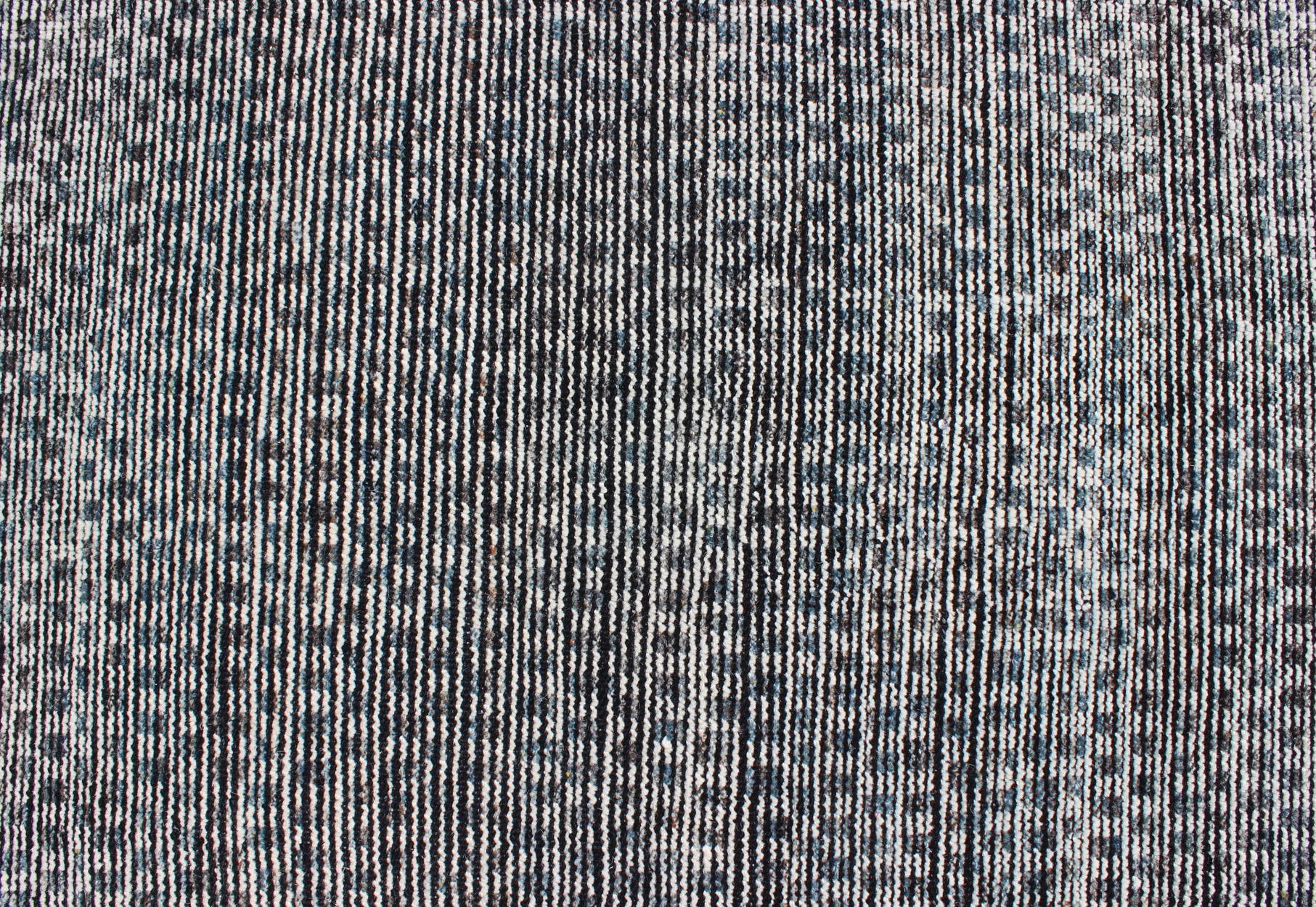 Hand-Woven Modern Design Distressed rug in shades of gray, Charcoal & White with Checkered  For Sale