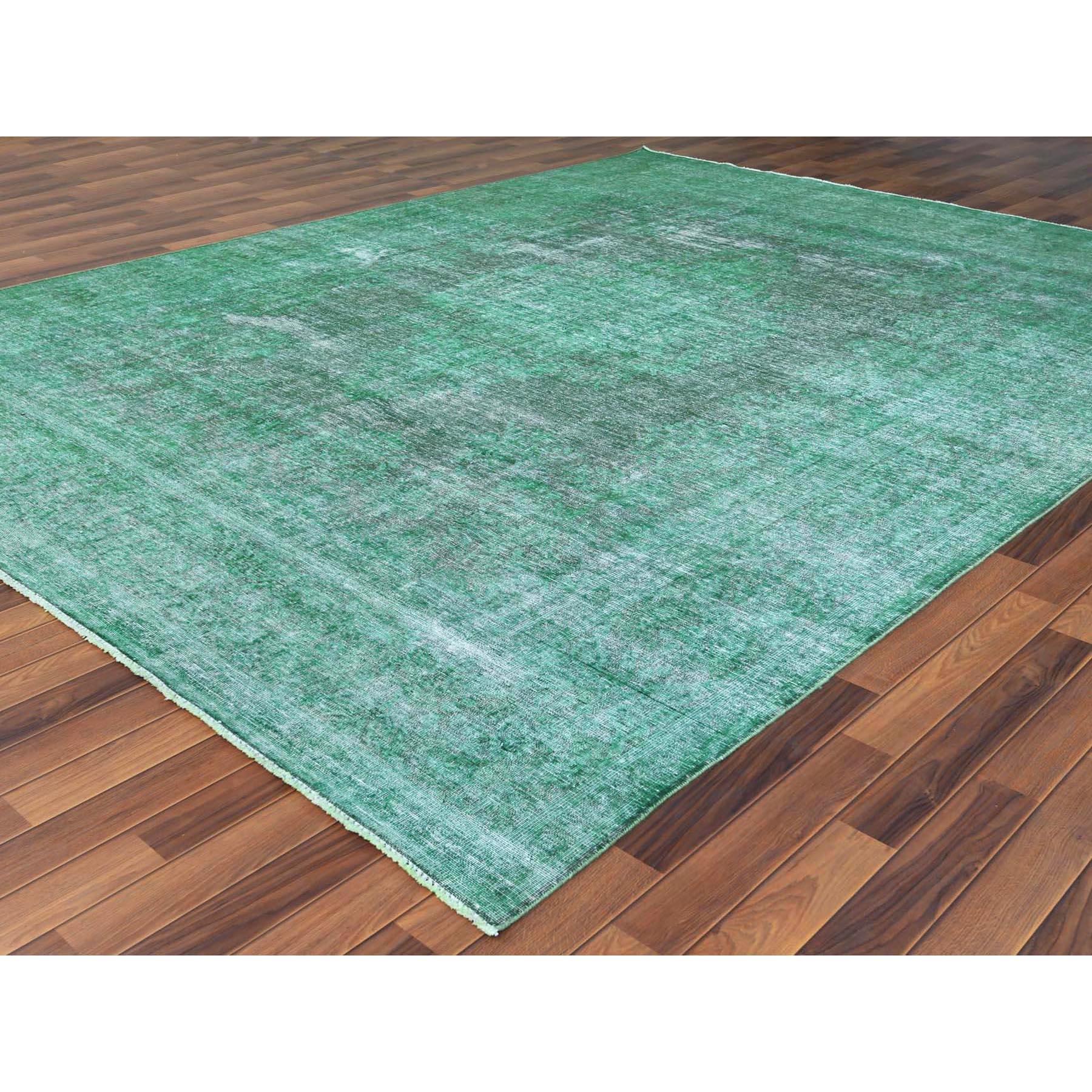 Perse Tapis persan Kerman oriental vintage vert clair à nuances en vente