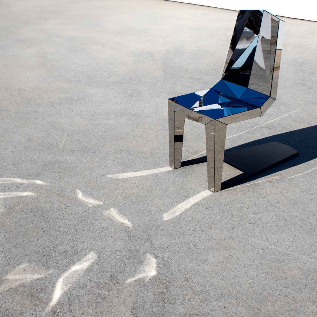 Shadow Chair aus hochglanzpoliertem Edelstahl (Handgefertigt) im Angebot