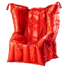 Poltrona Shadow Red imbottita con schiuma poliuretanica morbida di Gaetano Pesce