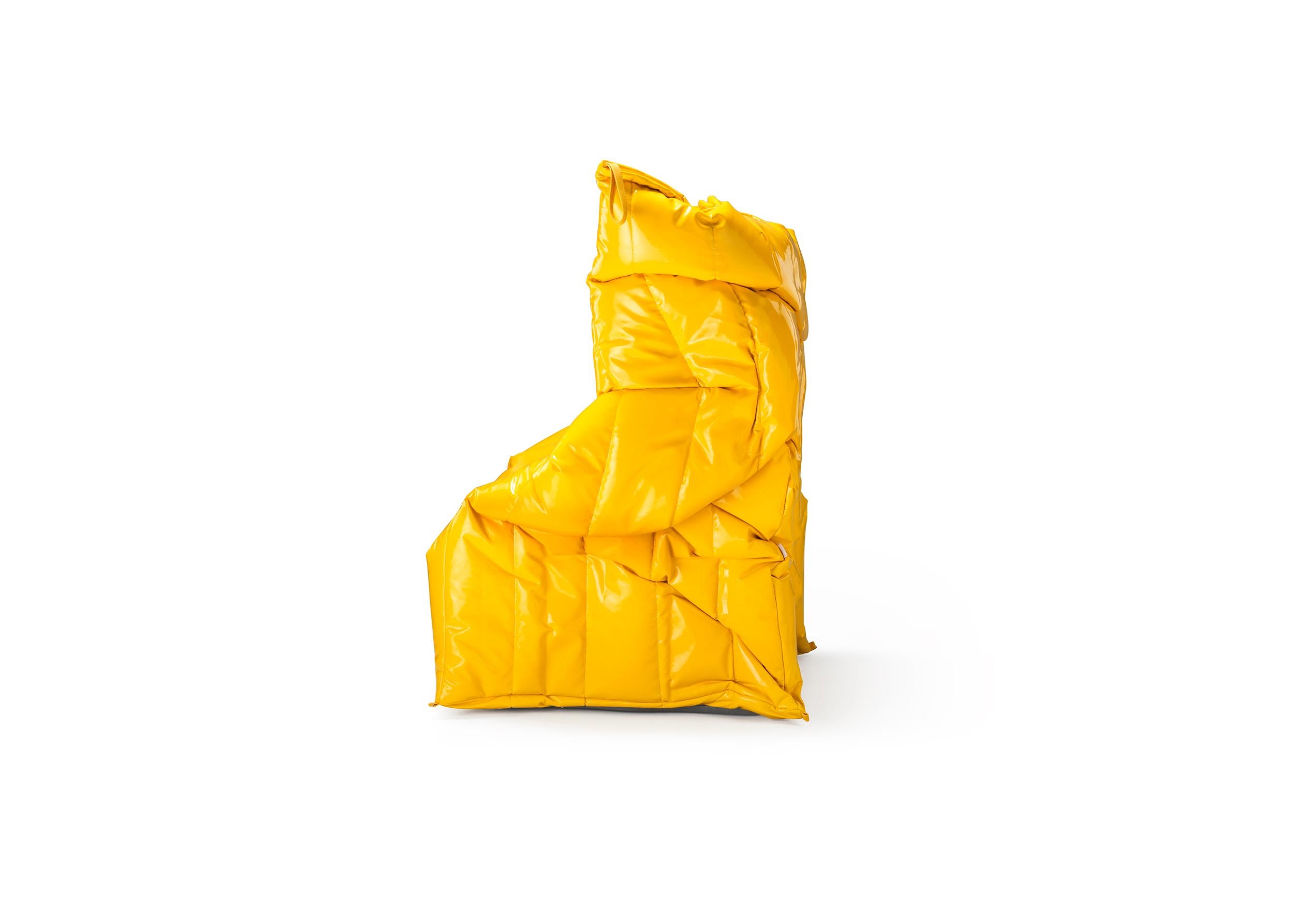 Fauteuil jaune d'ombre rembourré de mousse de polyuréthane souple de Gaetano Pesce Neuf - En vente à Brooklyn, NY