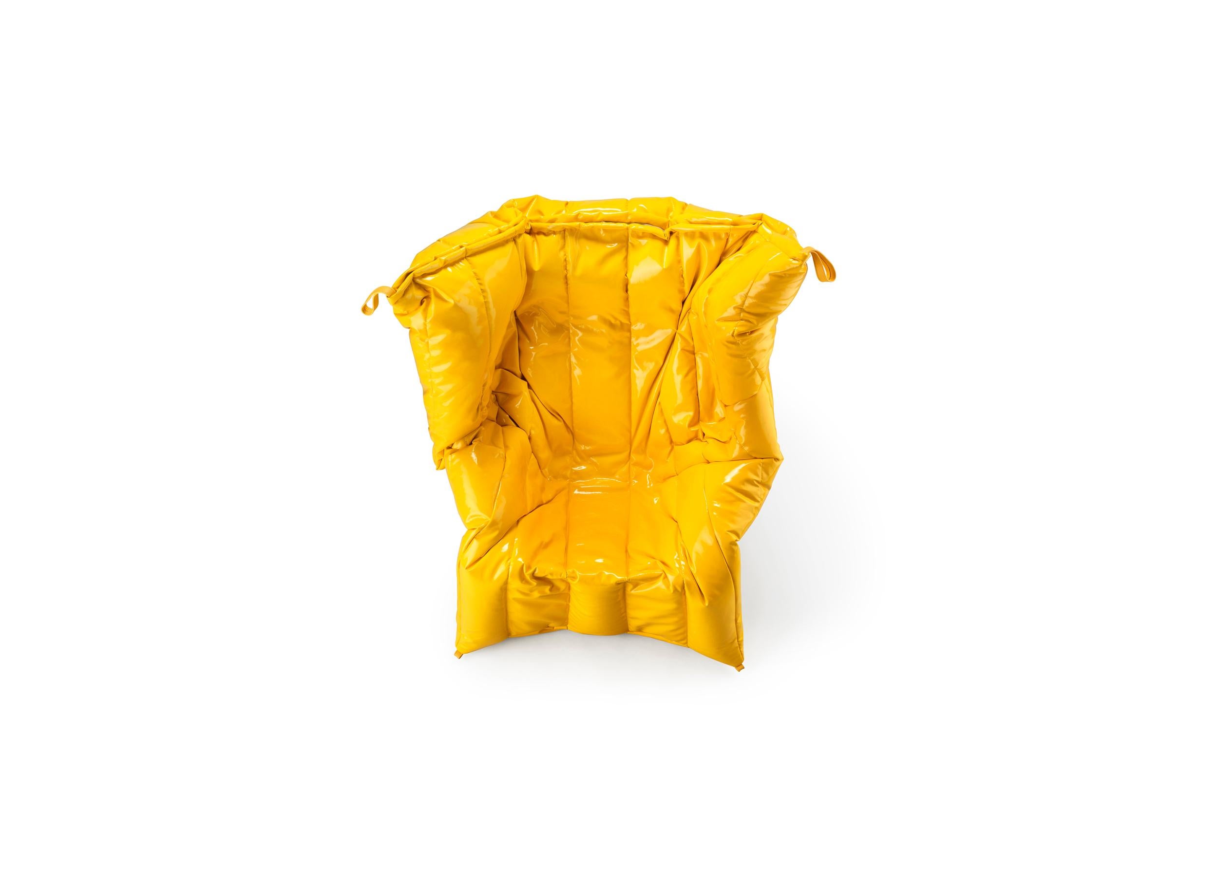 XXIe siècle et contemporain Fauteuil jaune d'ombre rembourré de mousse de polyuréthane souple de Gaetano Pesce en vente