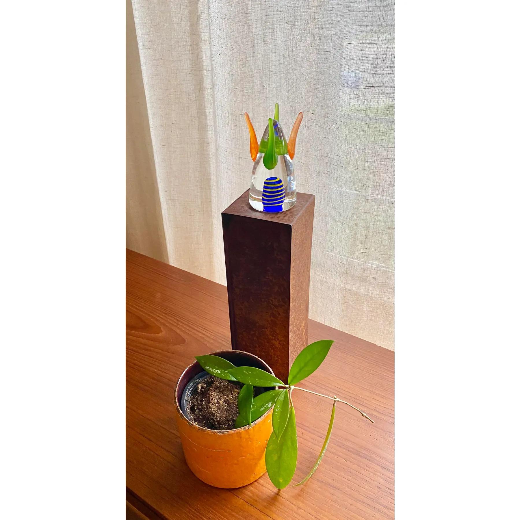 Escultura de vidrio postmoderna estilo Memphis Group de Shafaq Malik Hecho a mano en venta