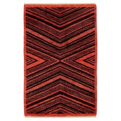 Tapis en laine rouge Shaggy de Barbro Nilsson pour Märta Måås-Fjetterström MMF, Suède