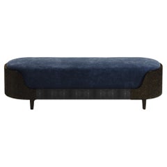 Panchina in zigrino con dettagli in ottone patinato bronzo di R & Y Augousti