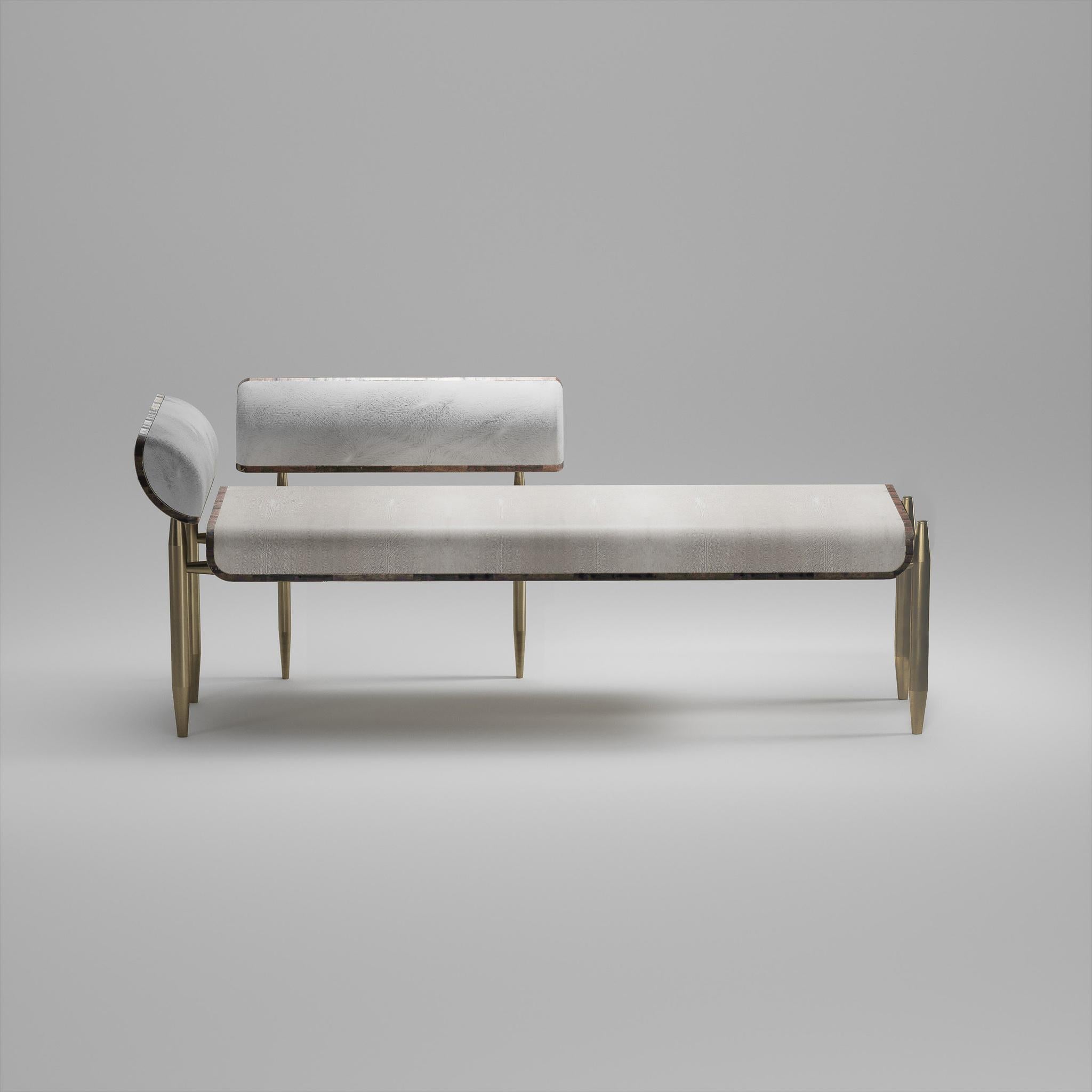 Shagreen Bench with Palmwood and Bronze-Patina Brass Details by Kifu Paris In New Condition For Sale In New York, NY