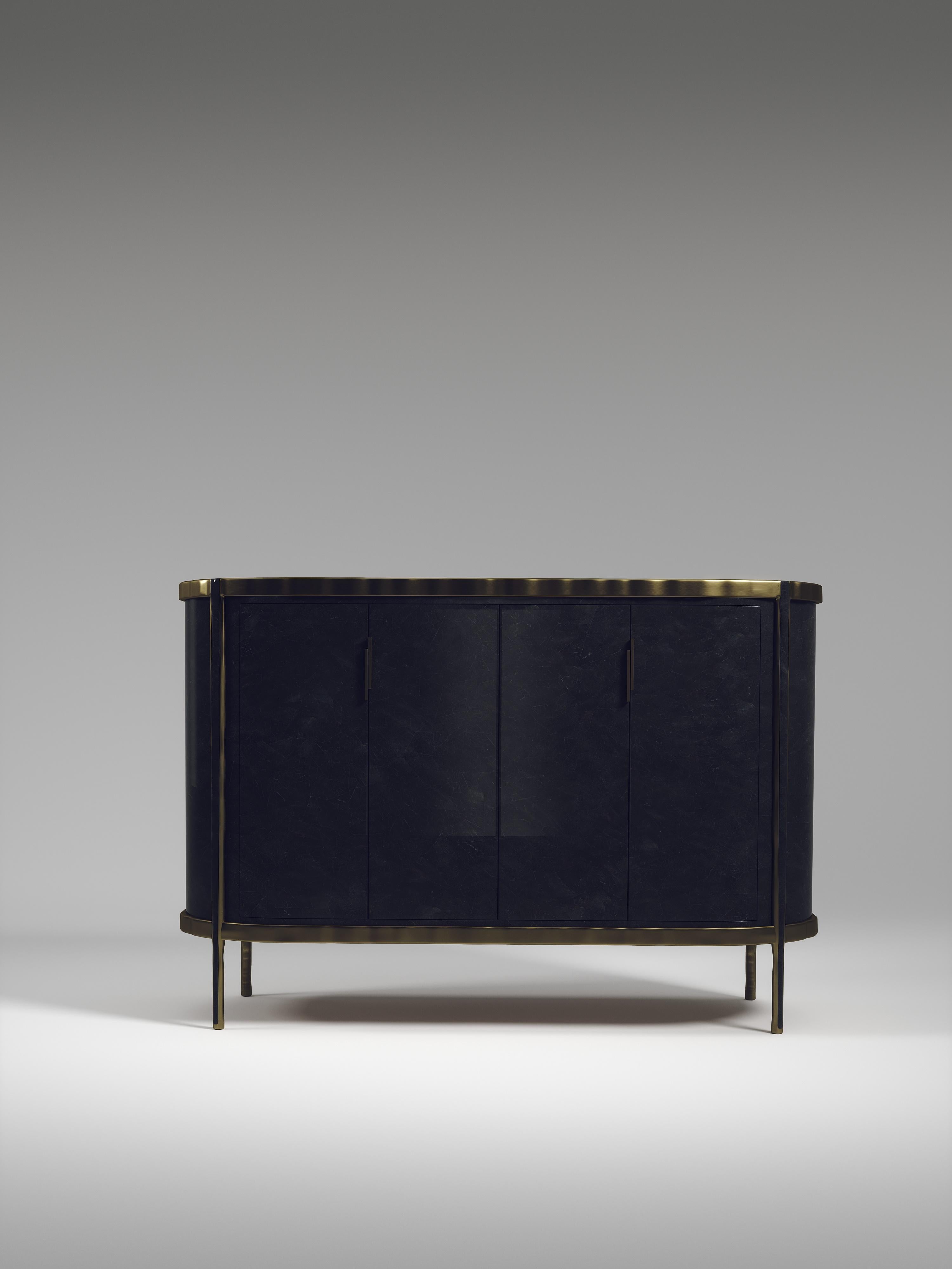 Buffet in zigrino con dettagli in ottone patinato bronzo di R & Y Augousti in vendita 5