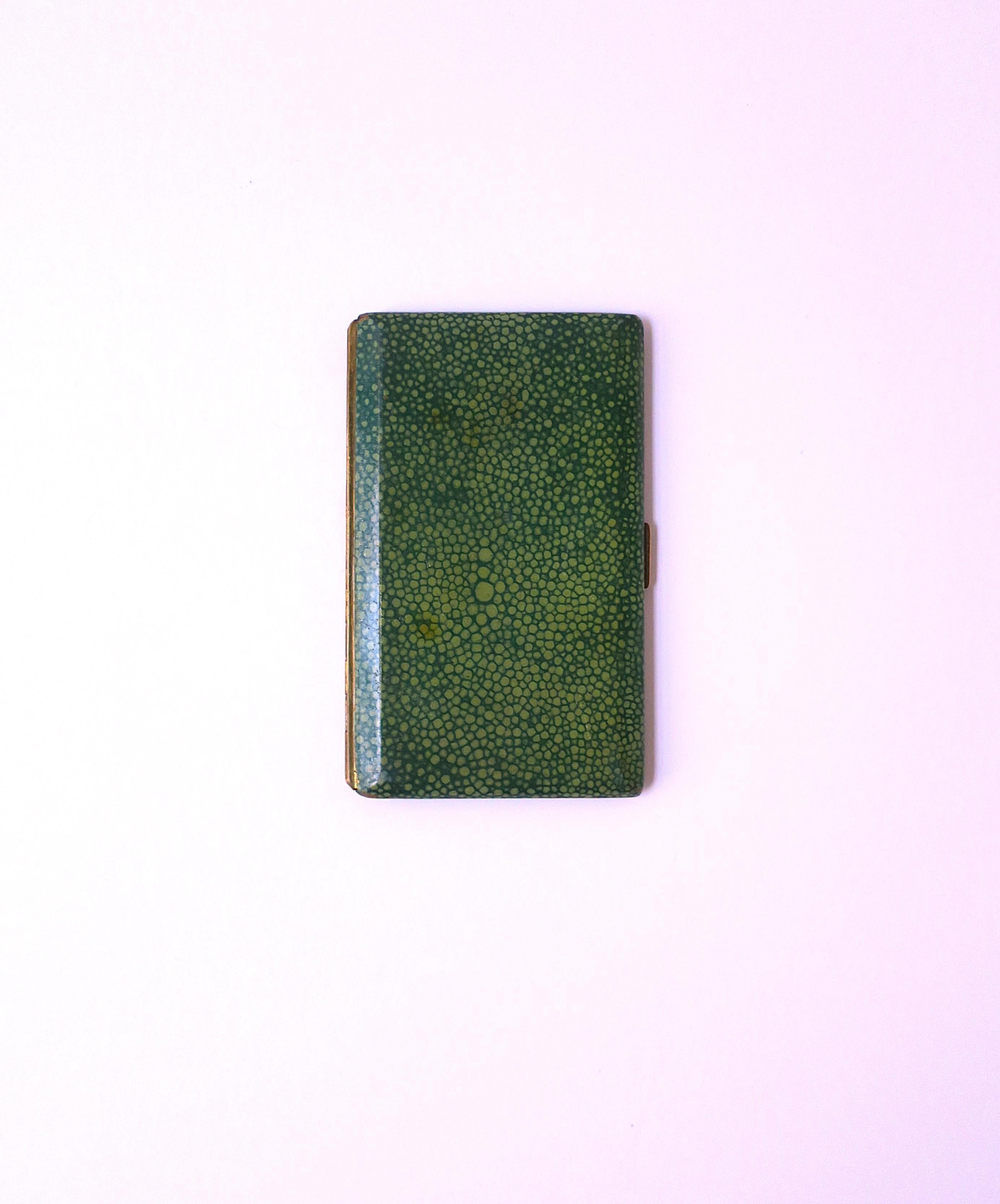 Étui en galuchat Cartes monétaires Fumée Bon état - En vente à New York, NY