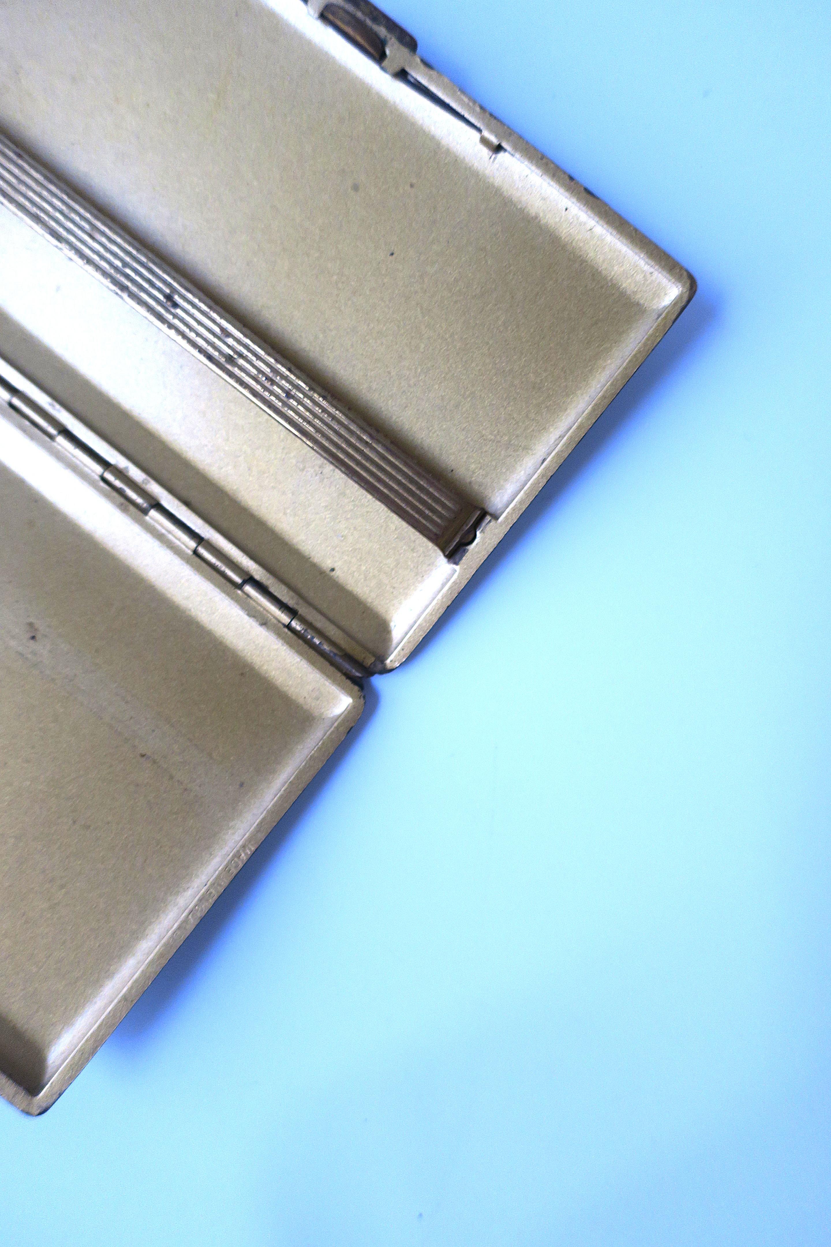 Étui en galuchat Cartes monétaires Fumée en vente 1