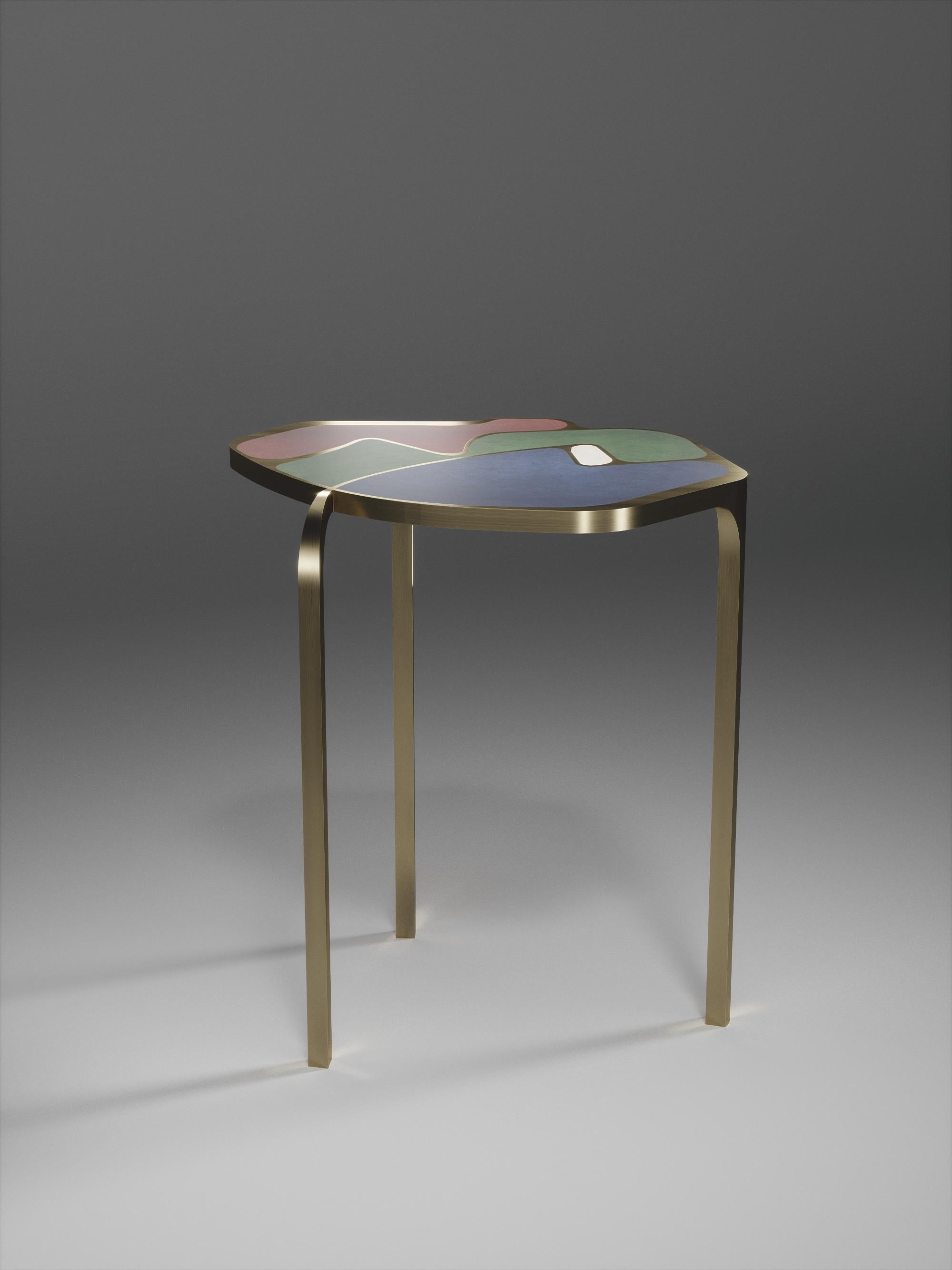 Art déco Table d'appoint Cocteau en galuchat avec accents en laiton patiné bronze de R & Y Augousti en vente