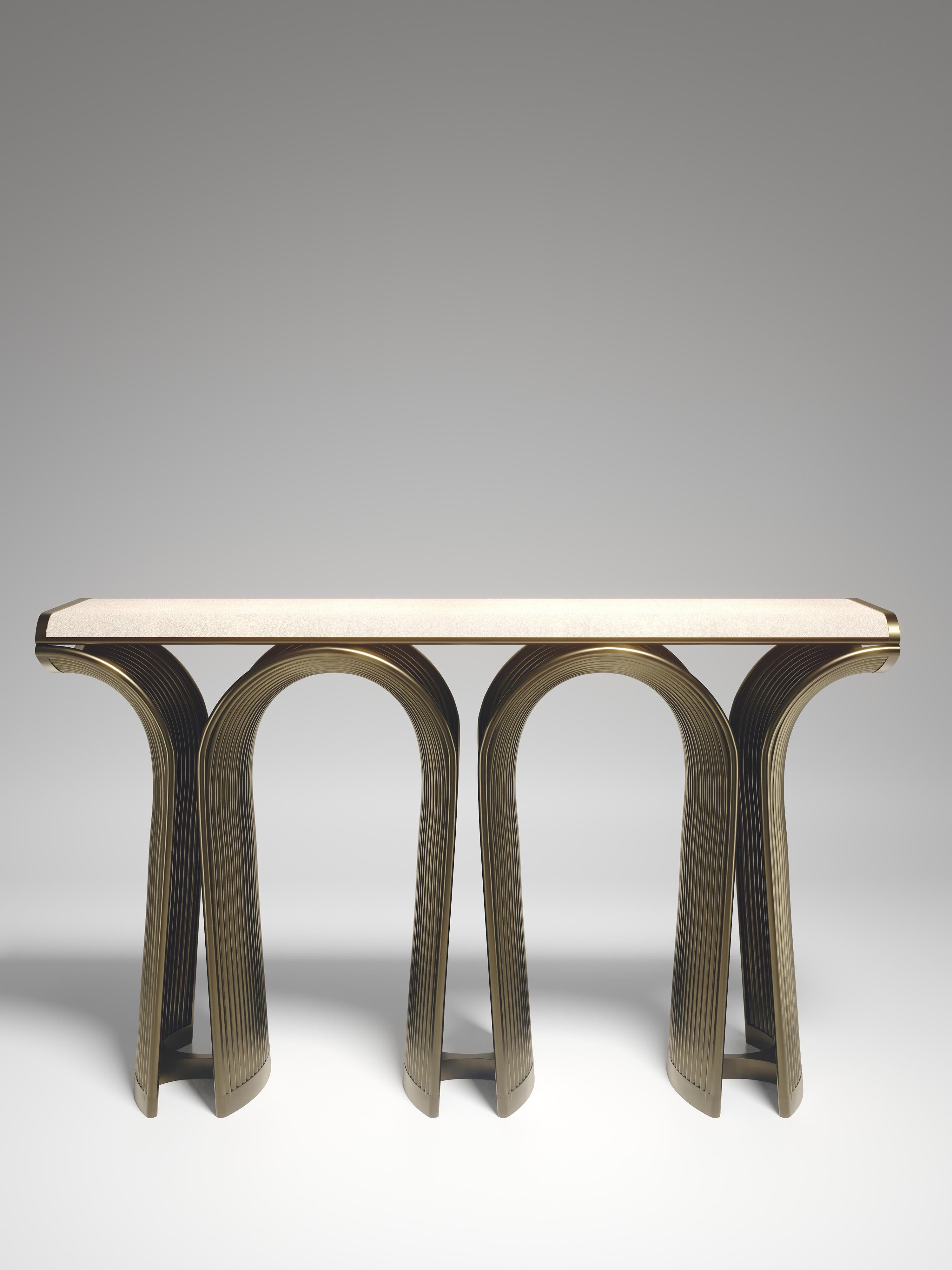 Table basse en galuchat avec incrustation en bronze-patina et laiton de R&Y Augousti en vente 8