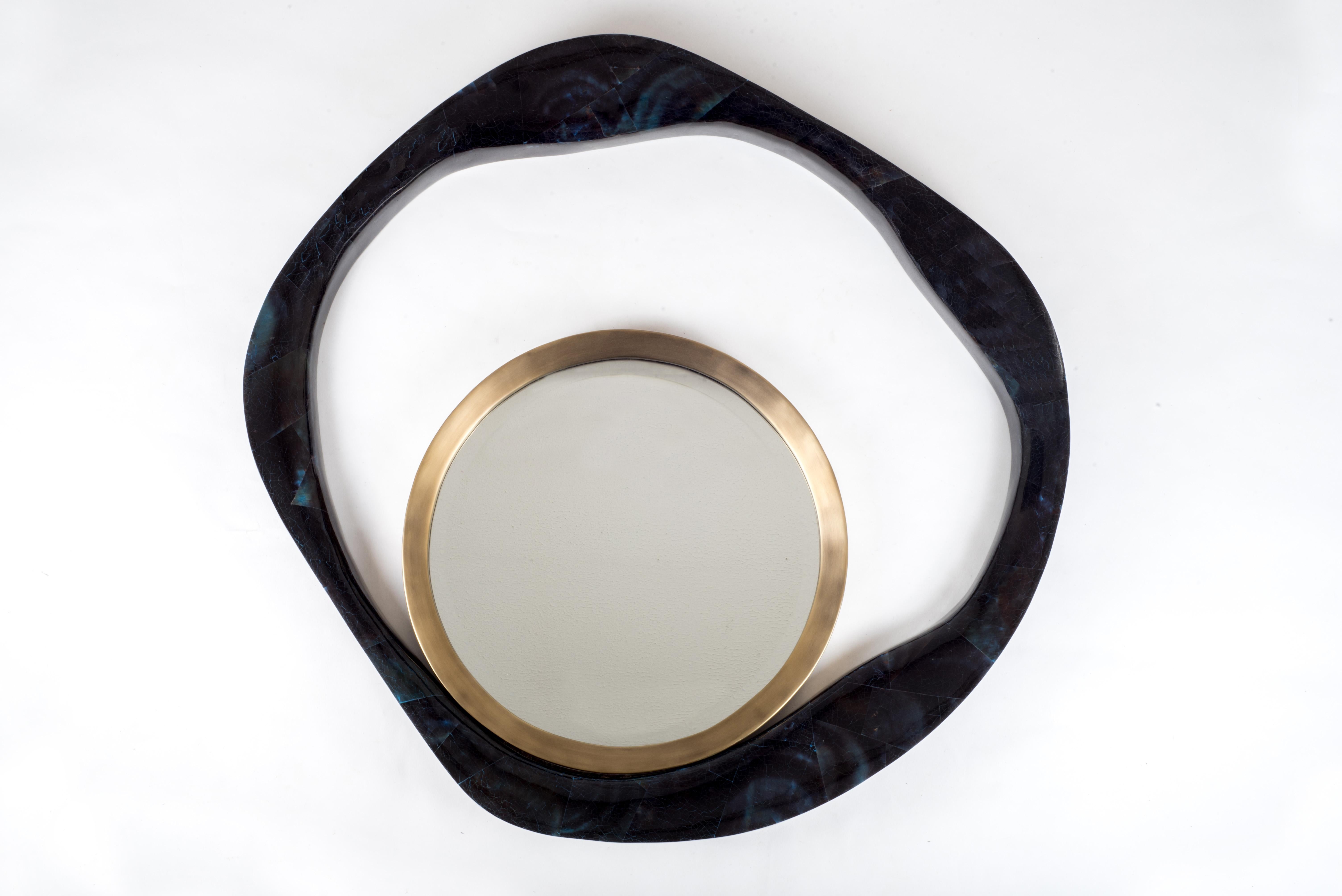 Console et miroir en galuchat avec détails en laiton de Kifu Paris / R&Y Augousti en vente 2