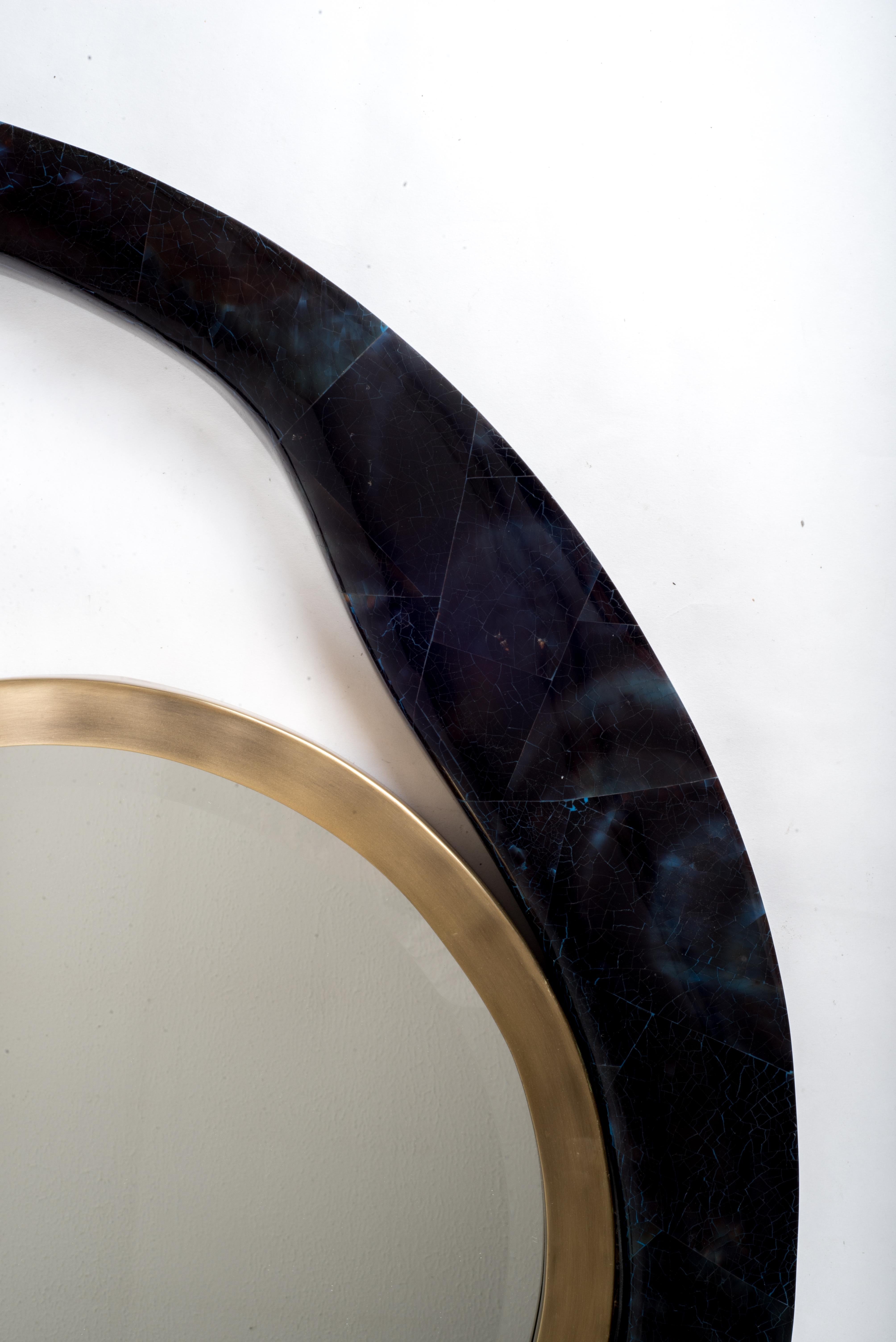 Console et miroir en galuchat avec détails en laiton de Kifu Paris / R&Y Augousti en vente 1