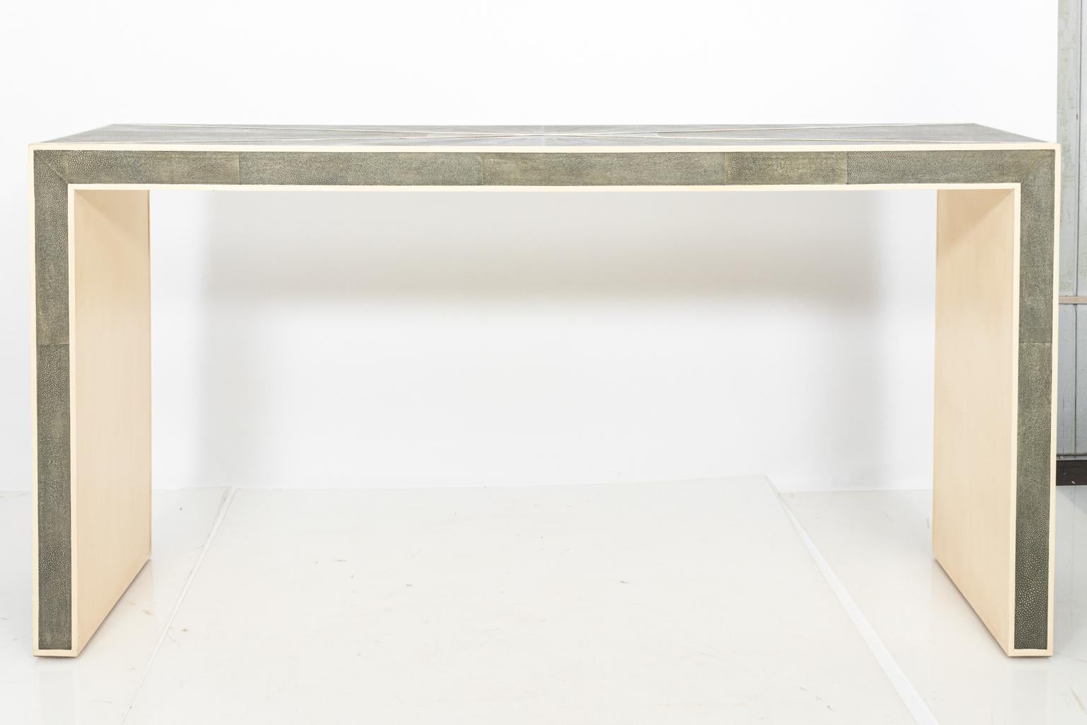 Shagreen Console In Good Condition In Stamford, CT