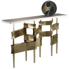 Table console en galuchat avec accents en laiton patiné par Kifu Paris