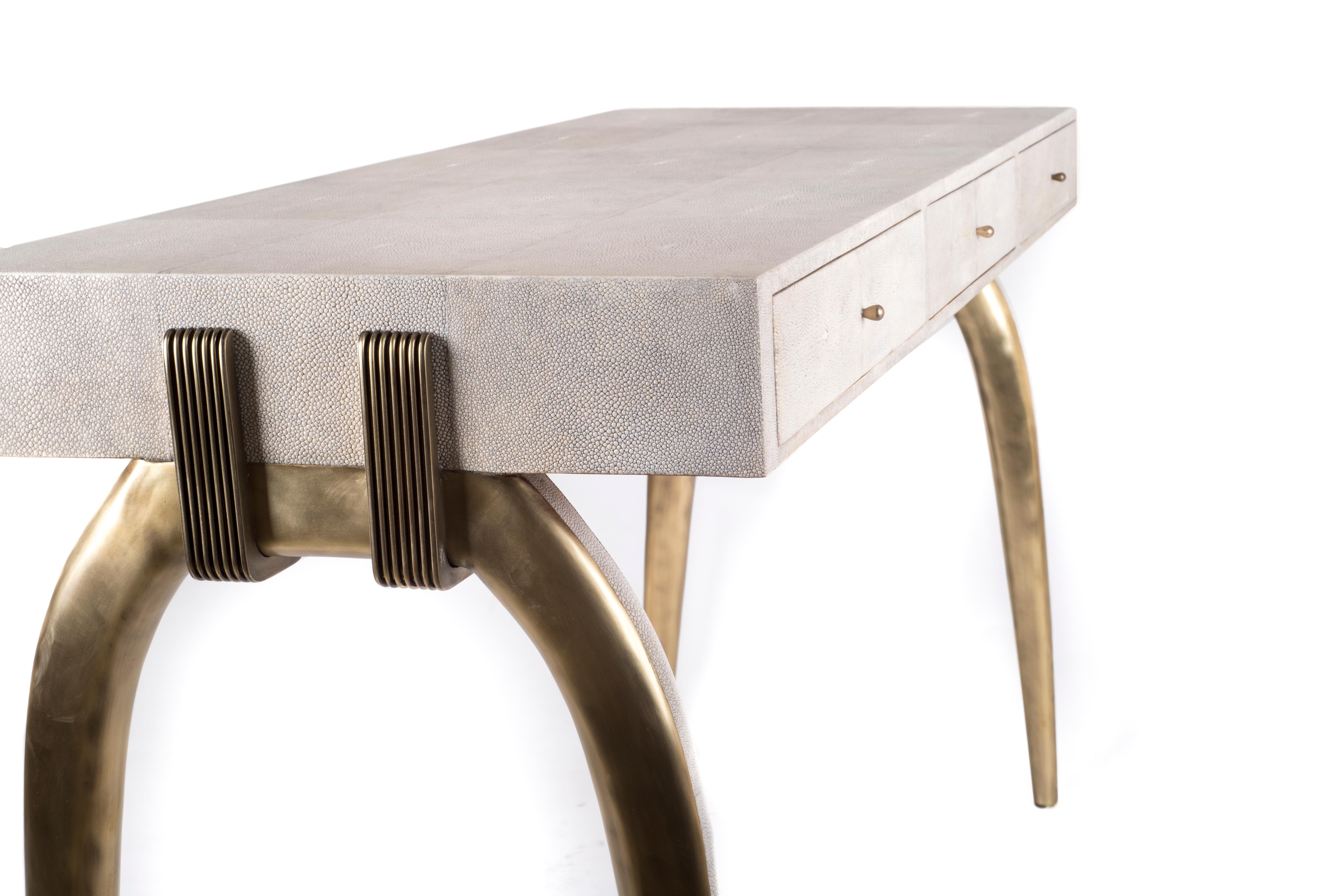 Konsolentisch aus Chagrinleder mit Bronze-Patina-Messingdetails von R&Y Augousti im Angebot 8