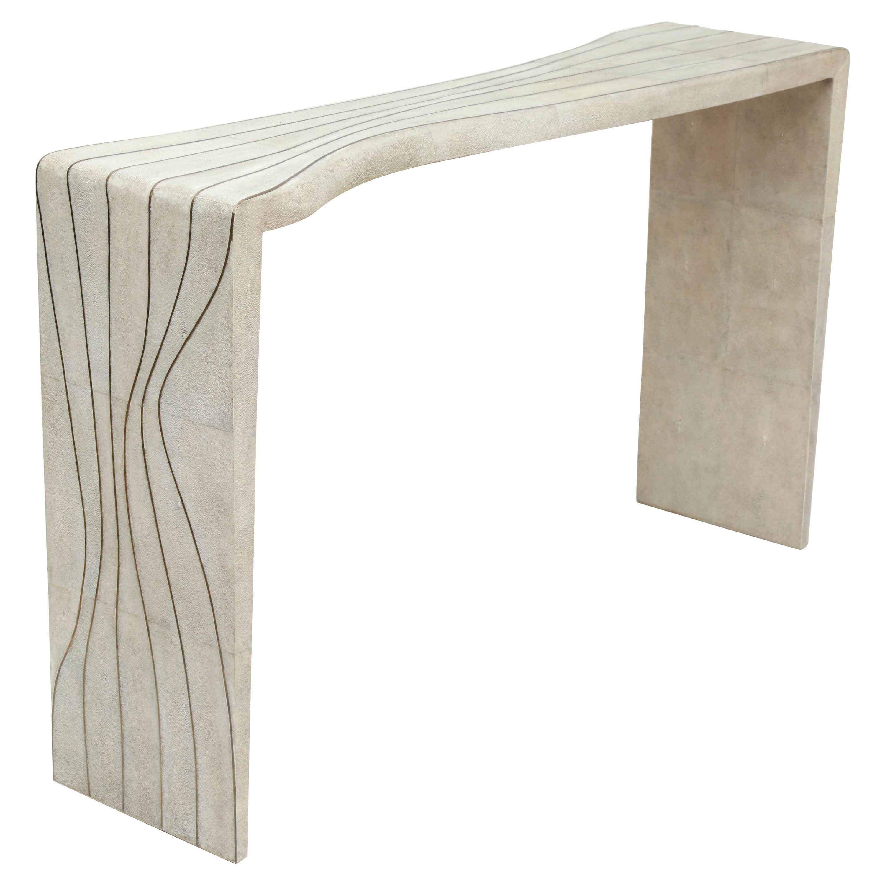 Shagreen Console with Brass Details, Cream Color, Contemporary, Organic Design