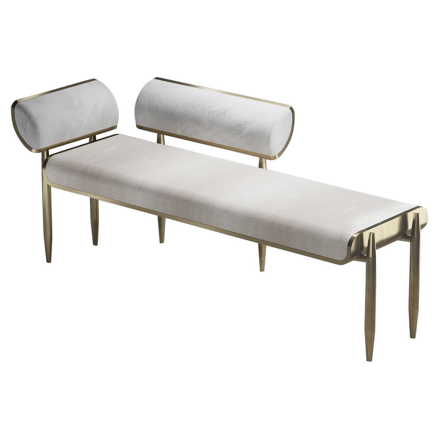 Letto da giorno Shagreen con rivestimento in ottone e pelliccia di Kifu Paris