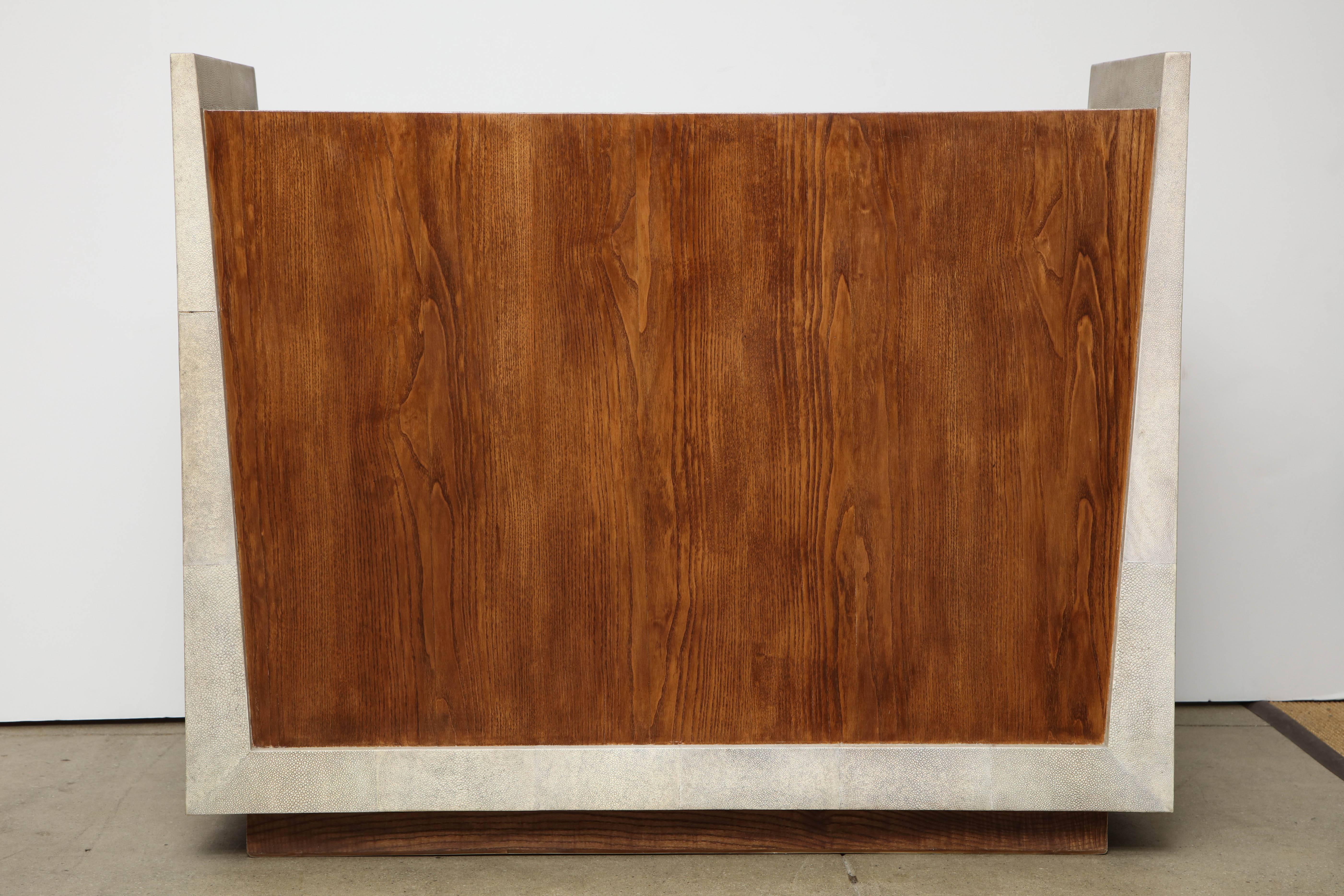 Shagreen Dresser With Bronze Handles 2