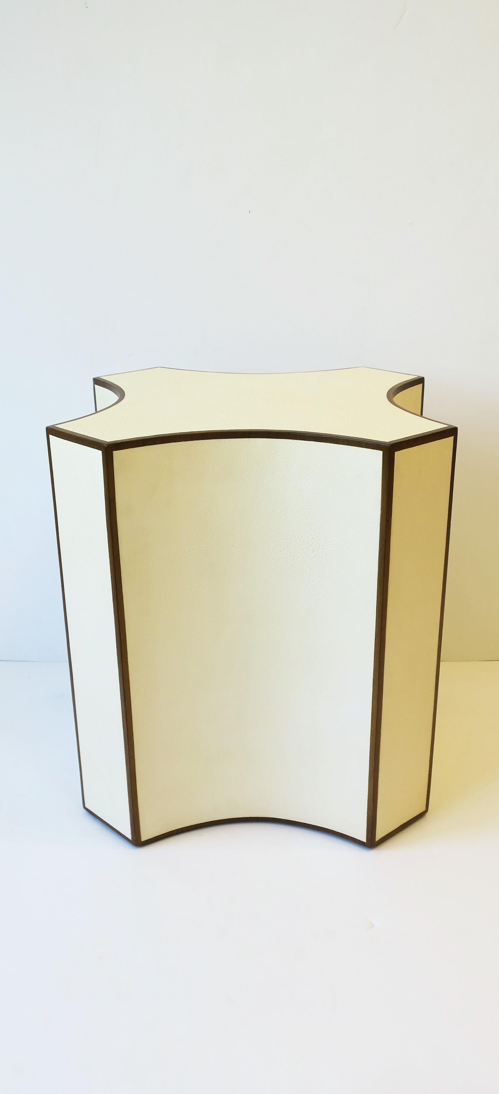 Veneer Shagreen-esque Pedestal Side or Drinks Table