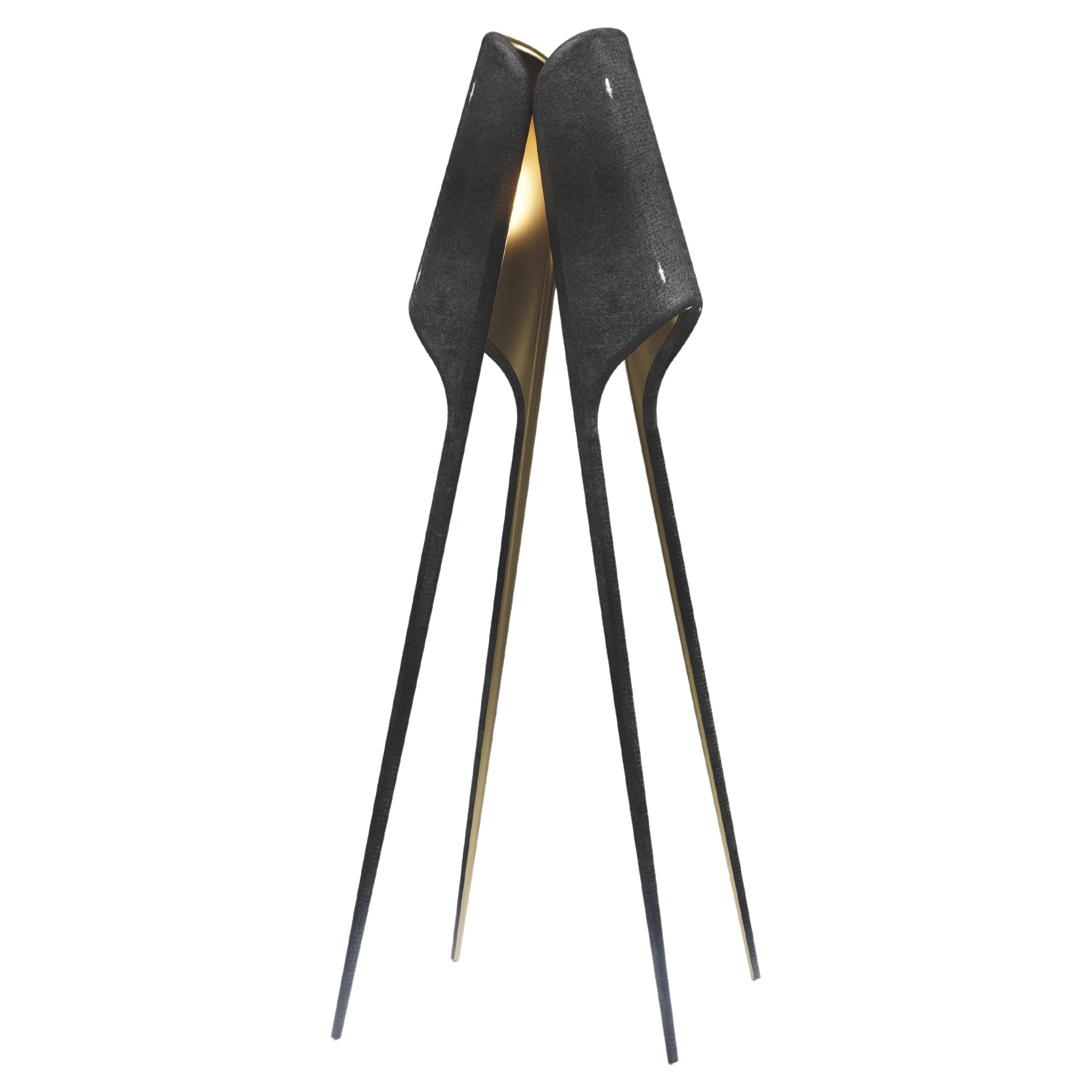 Stehlampe aus Chagrinleder mit Bronze-Patina-Messingdetails von R&Y Augousti