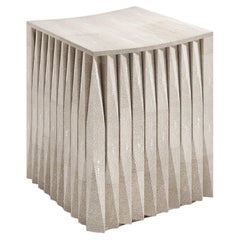 Tabouret cannelé en galuchat de R&Y Augousti