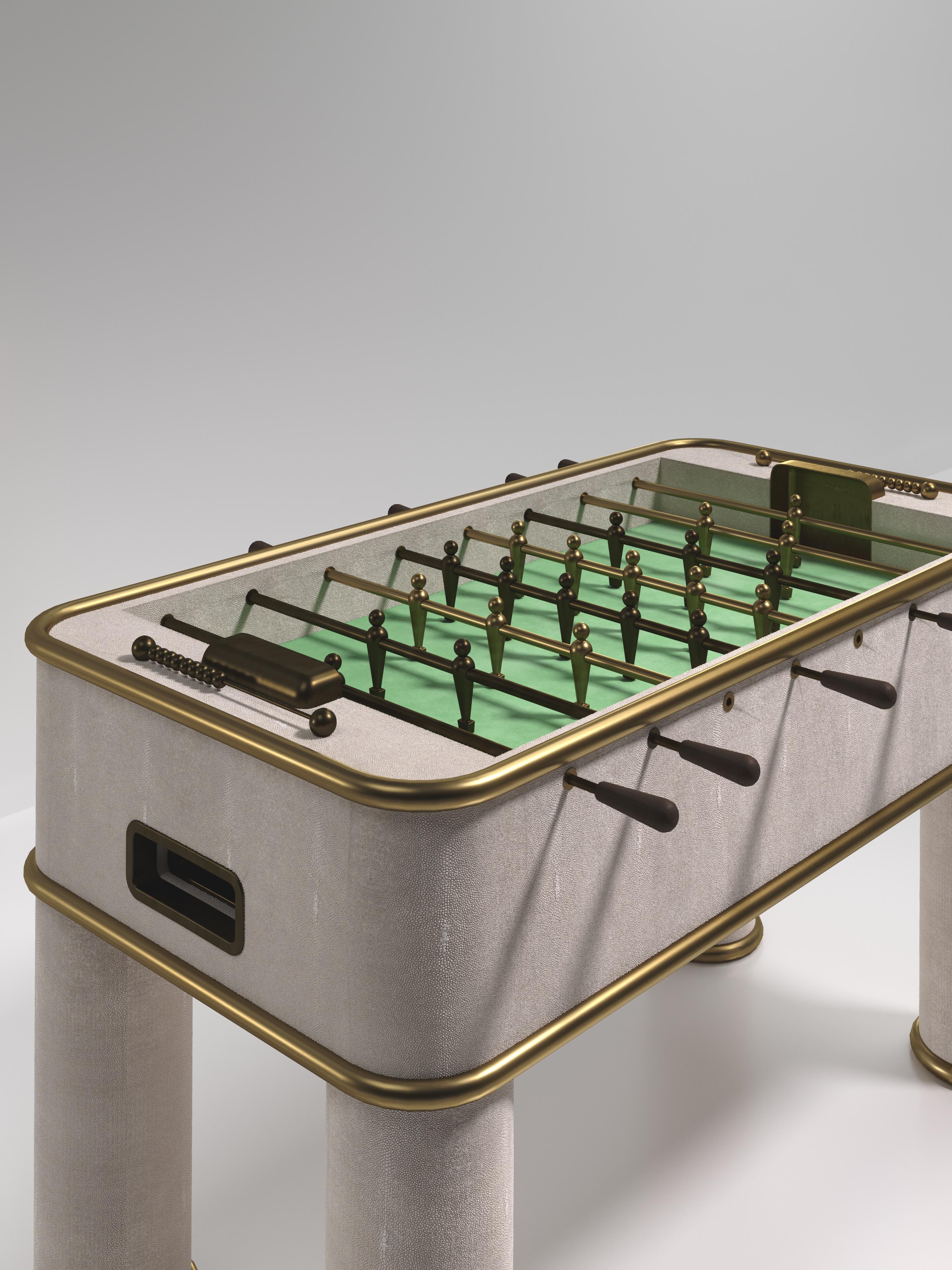 Futbolín de piel de zapa con detalles de latón patinado R&Y Augousti en venta 4