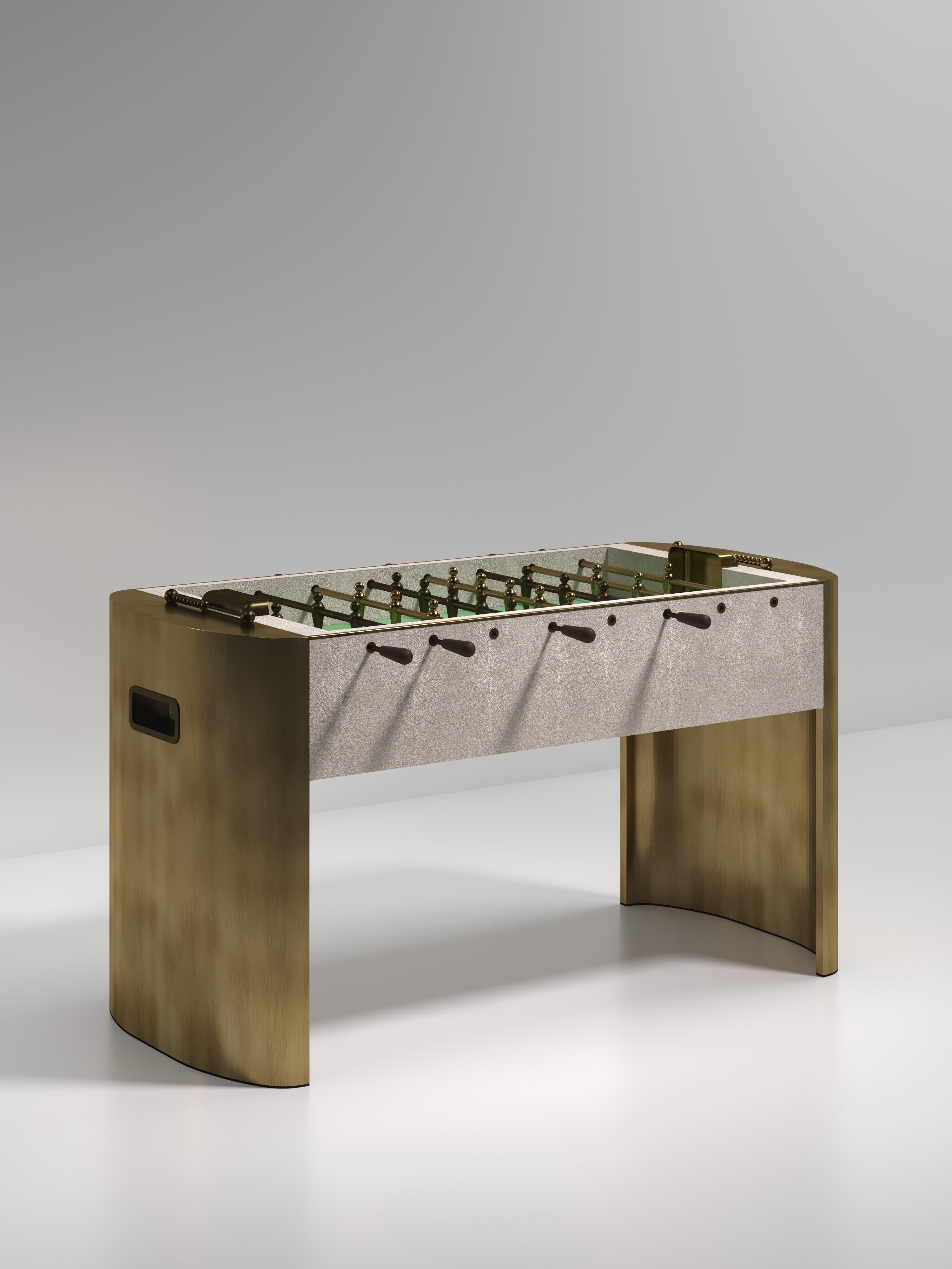 Futbolín de piel de zapa con detalles de latón patinado R&Y Augousti en venta 5