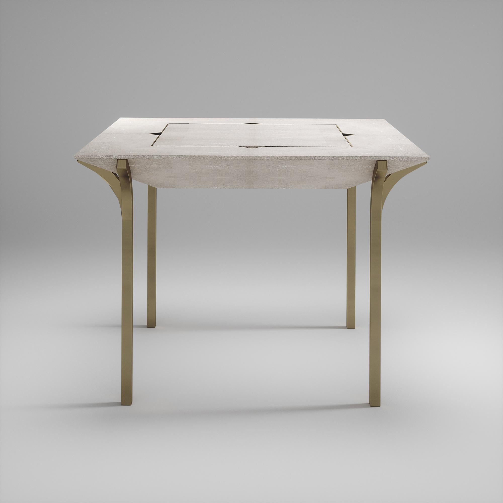Tavolo da gioco in zigrino con inserti in ottone patinato bronzo R & Y Augousti in vendita 6