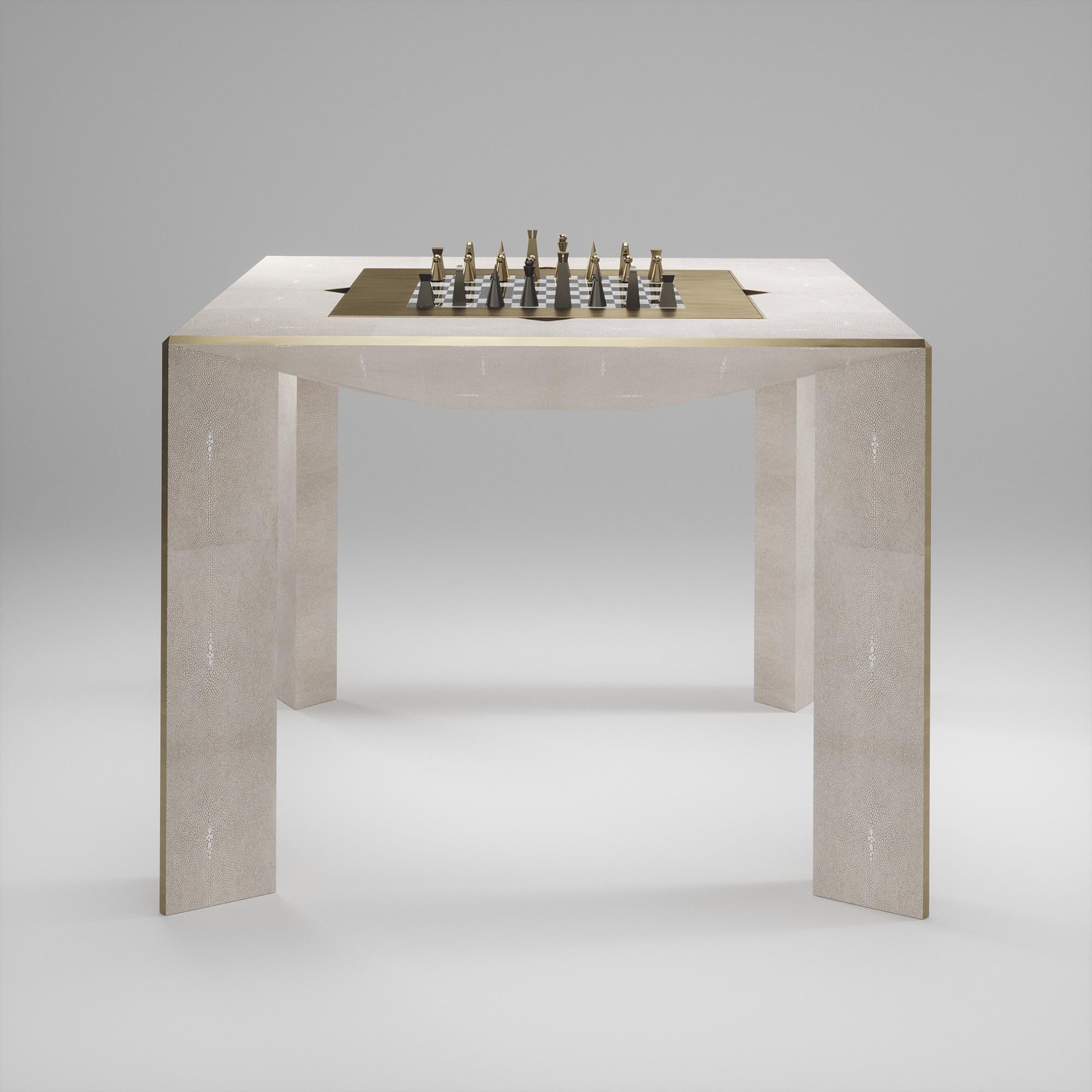 Shagreen-Spieltisch mit Bronze-Patina-Messing-Akzenten R&Y Augousti (Handgefertigt) im Angebot
